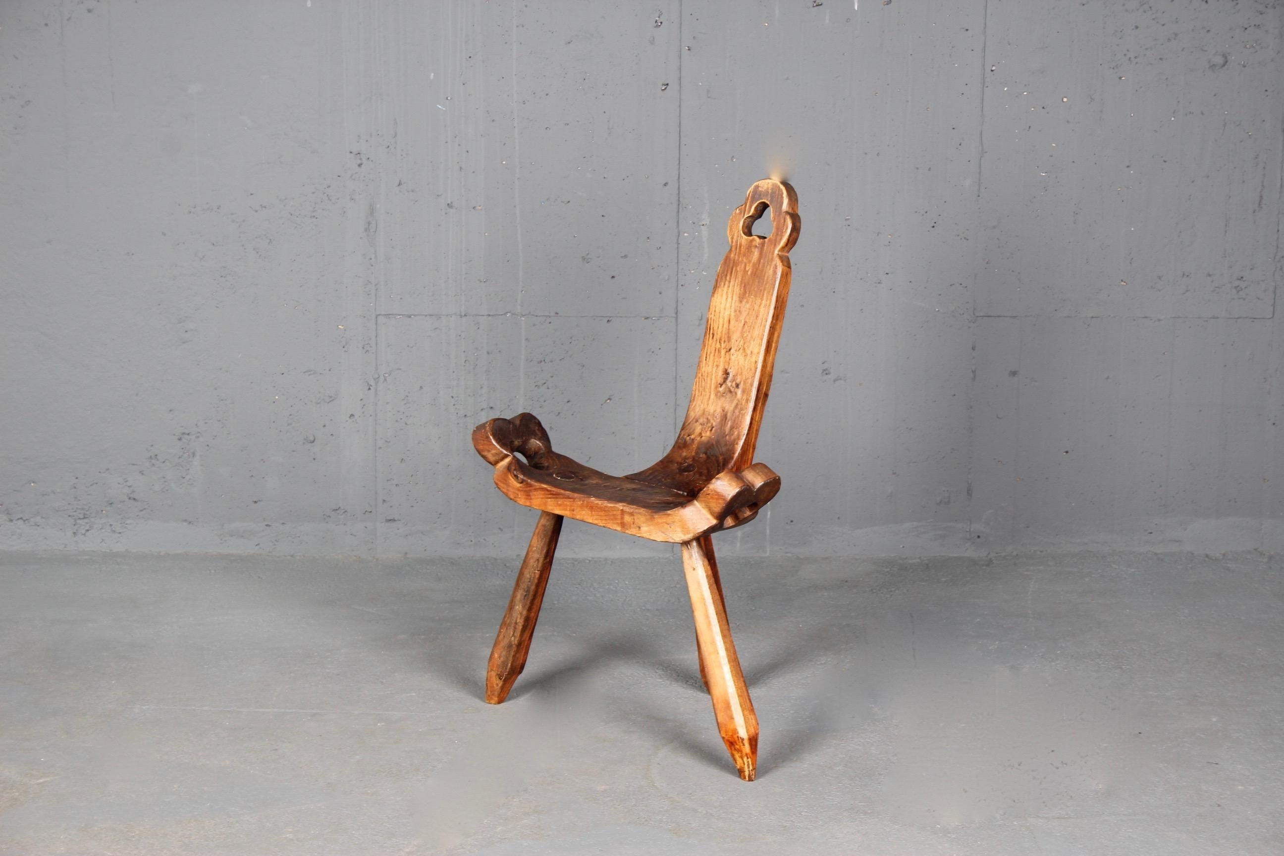 Tripode, folk art , Pine Chair 1