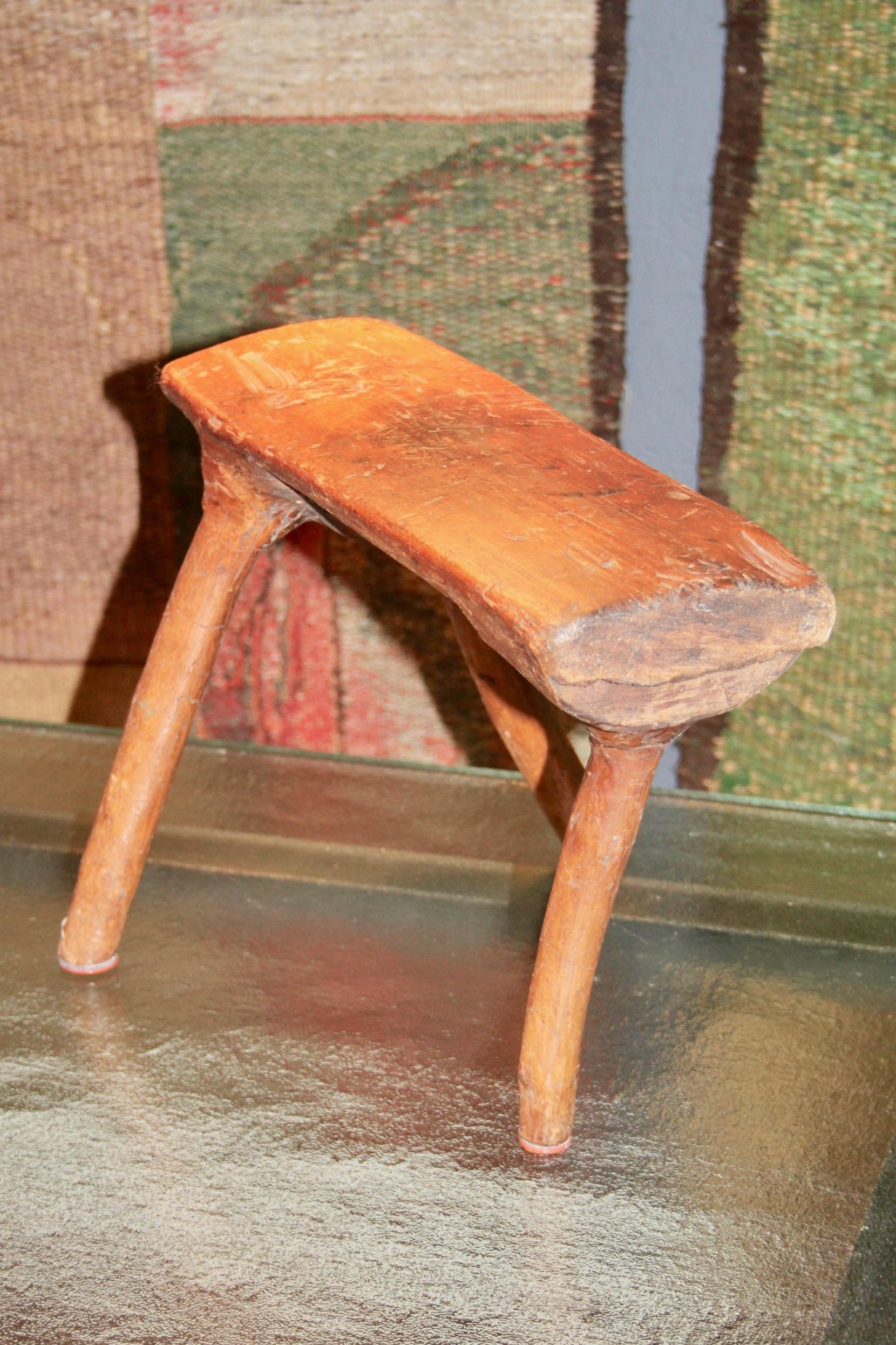 Tripode Swiss alp stool  For Sale 2