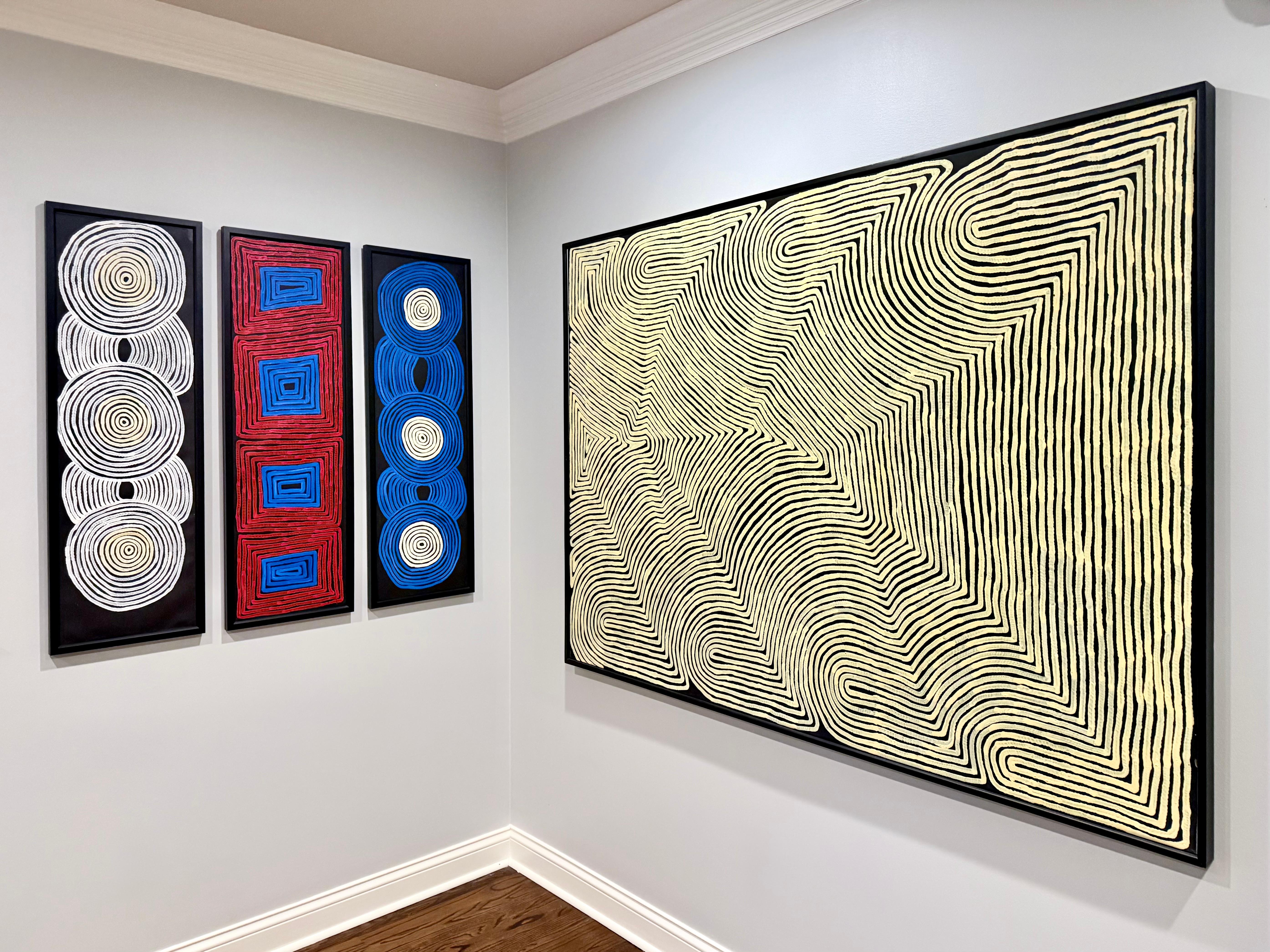 Triptychon Australische Aborigine-Gemälde Tingari Ronnie Tjampitjinpa im Zustand „Gut“ im Angebot in Atlanta, GA