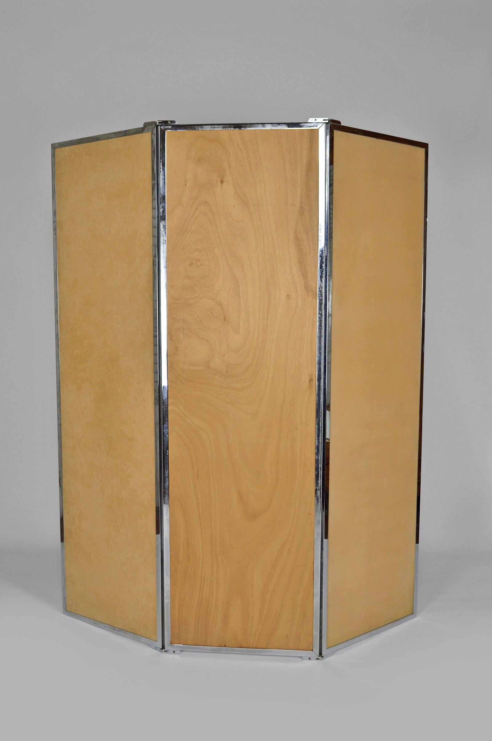 Mid-20th Century Triptych mirror covered in leather from Coco Chanel workshop, Art Deco, 1930's For Sale