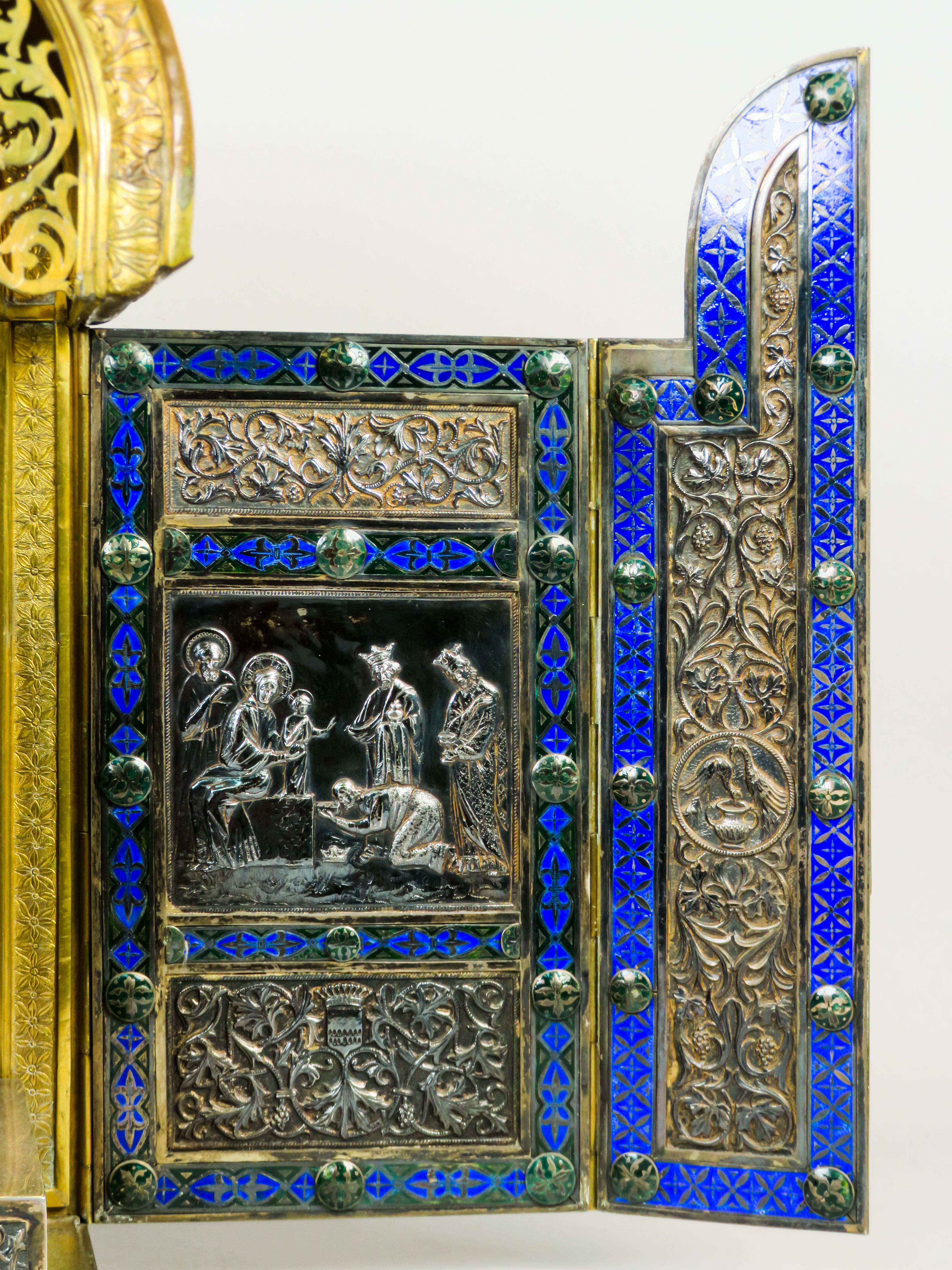 Nicchia trittica con scultura di  La Vergine Maria con il Bambino Gesù in vendita 4