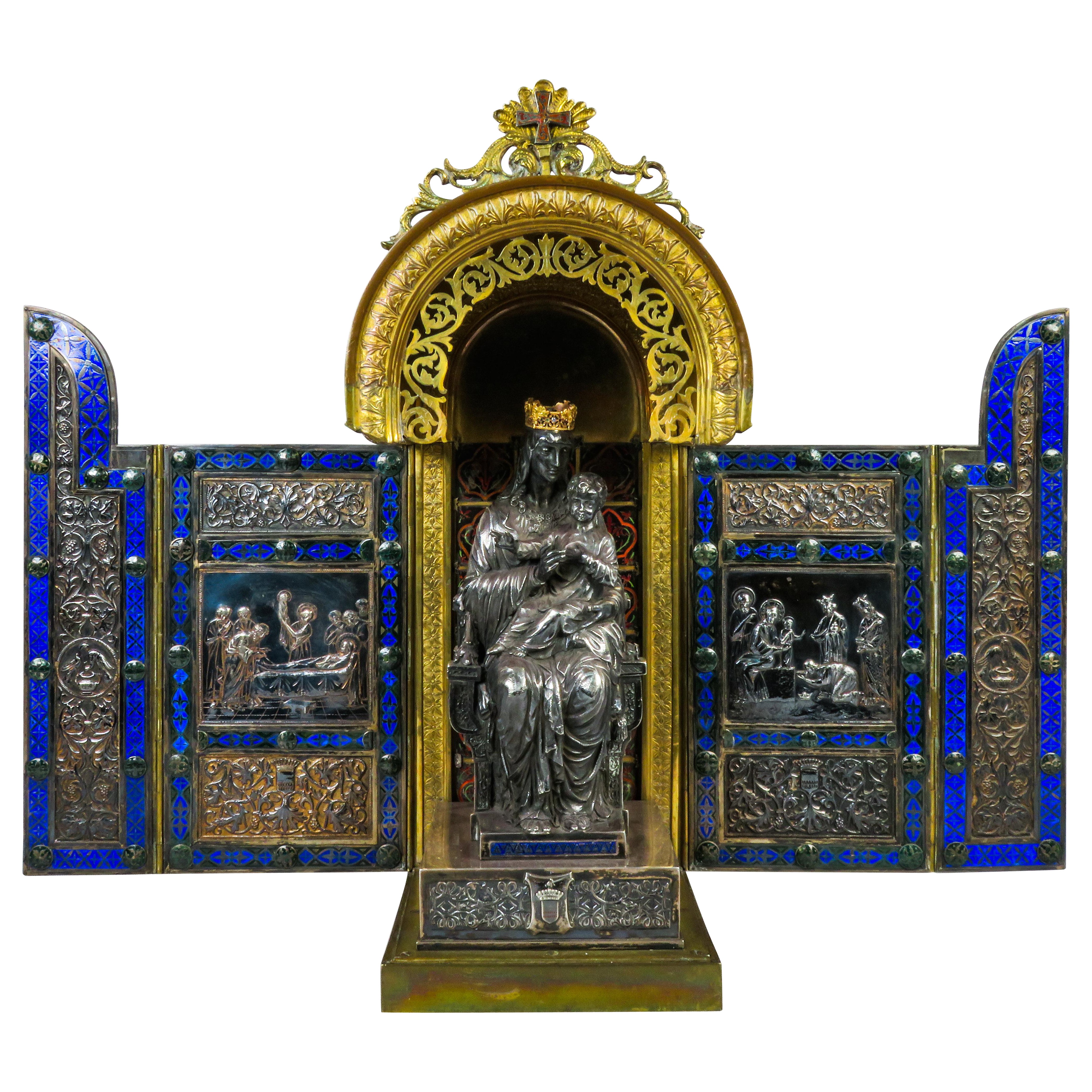 Nicchia trittica con scultura di  La Vergine Maria con il Bambino Gesù in vendita