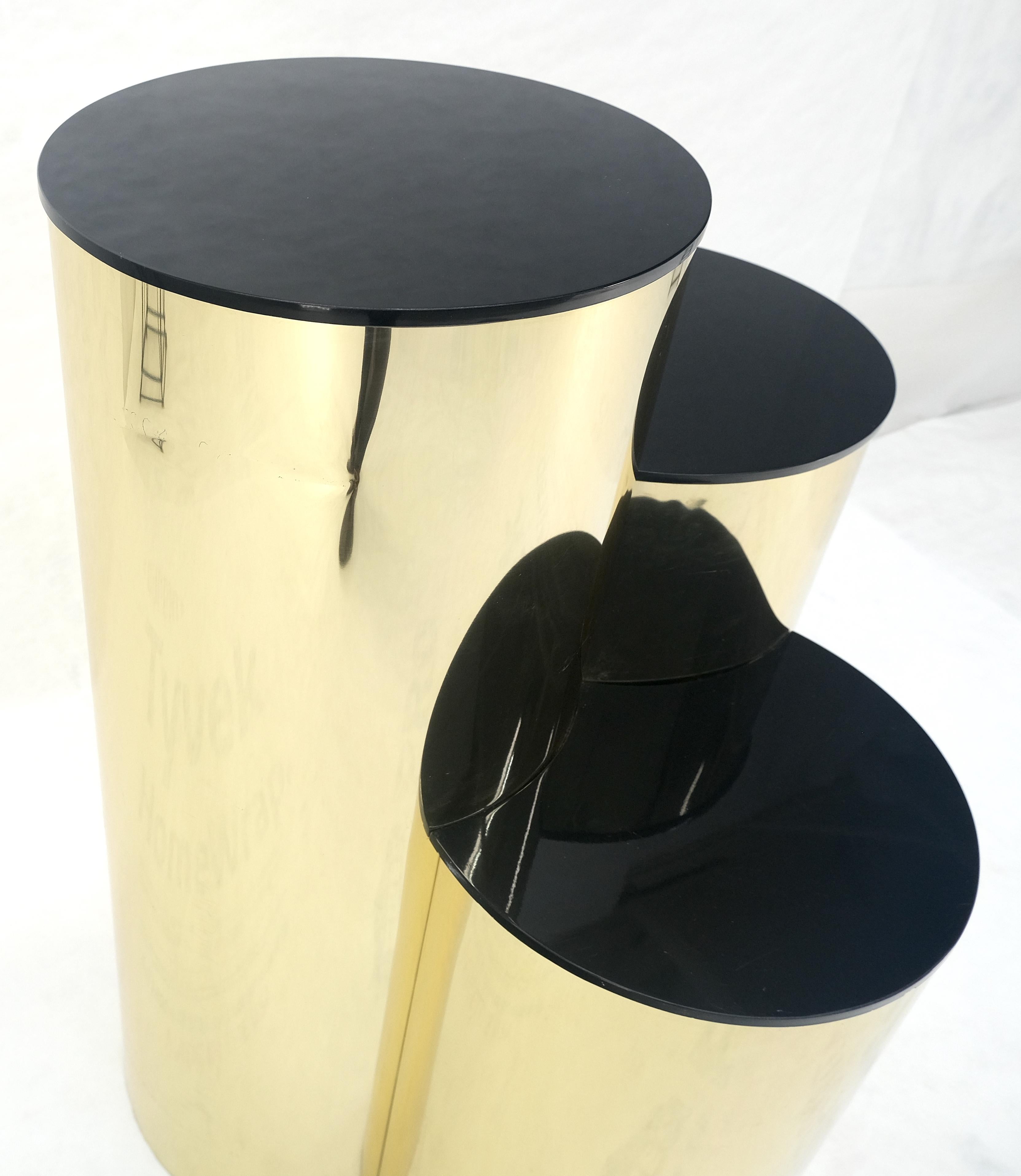 Triptych Round Cylinder Brass Finish Multi Level Pedestal Stand Table For Sale 4