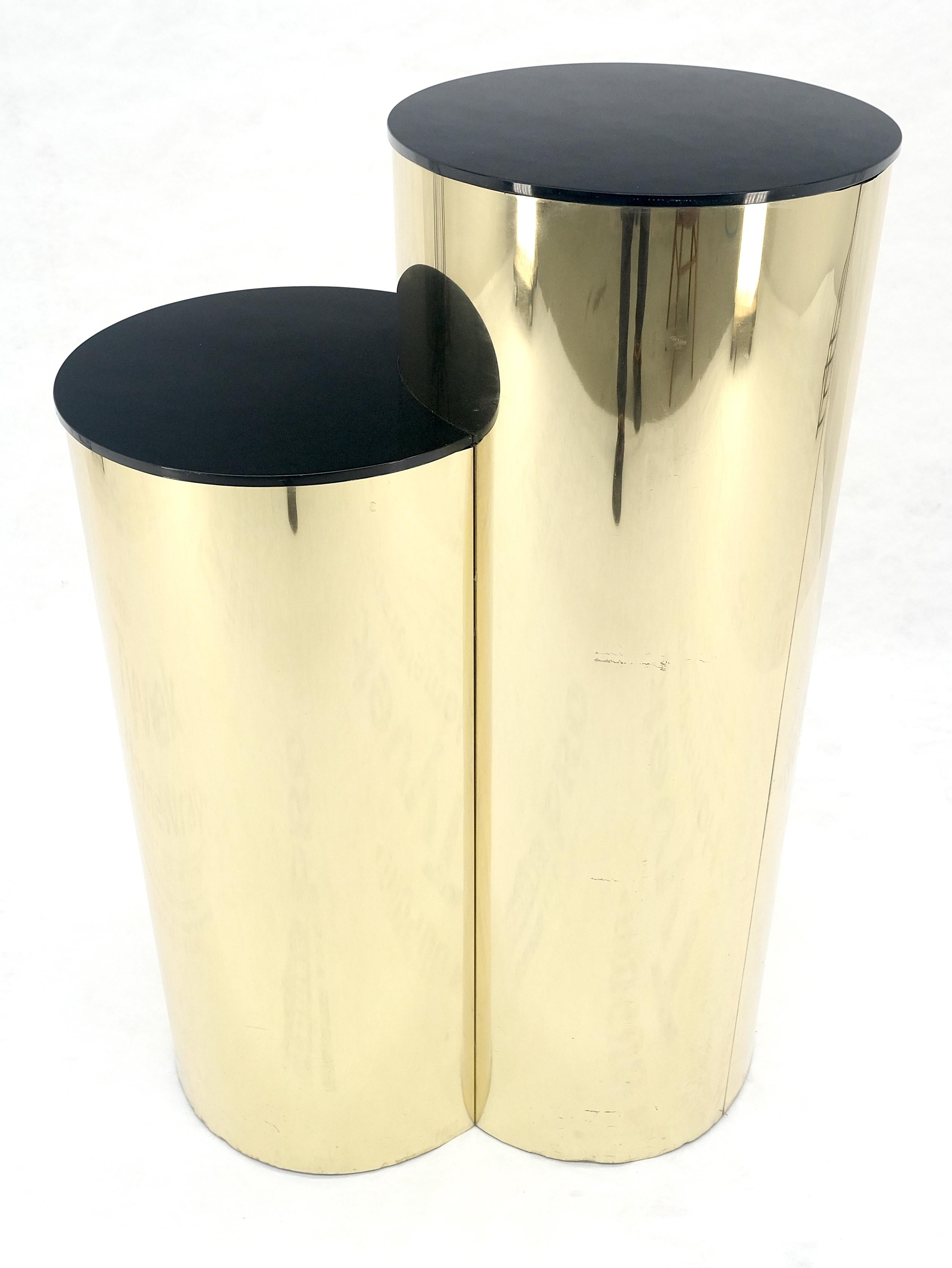 Triptych Round Cylinder Brass Finish Multi Level Pedestal Stand Table For Sale 5