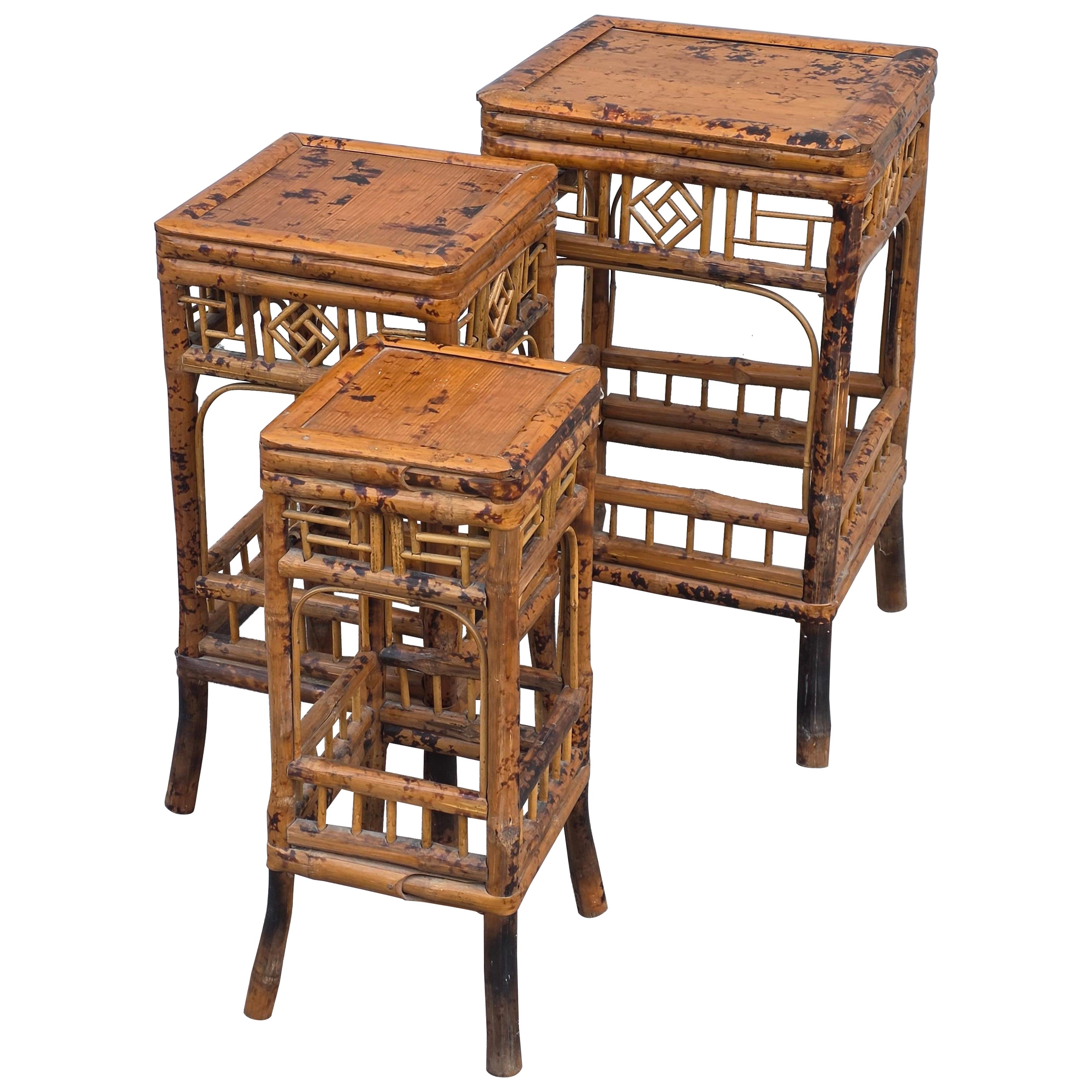 Trio of Gueridon bamboo 1930s squares Italiali Art Noeuveau For Sale