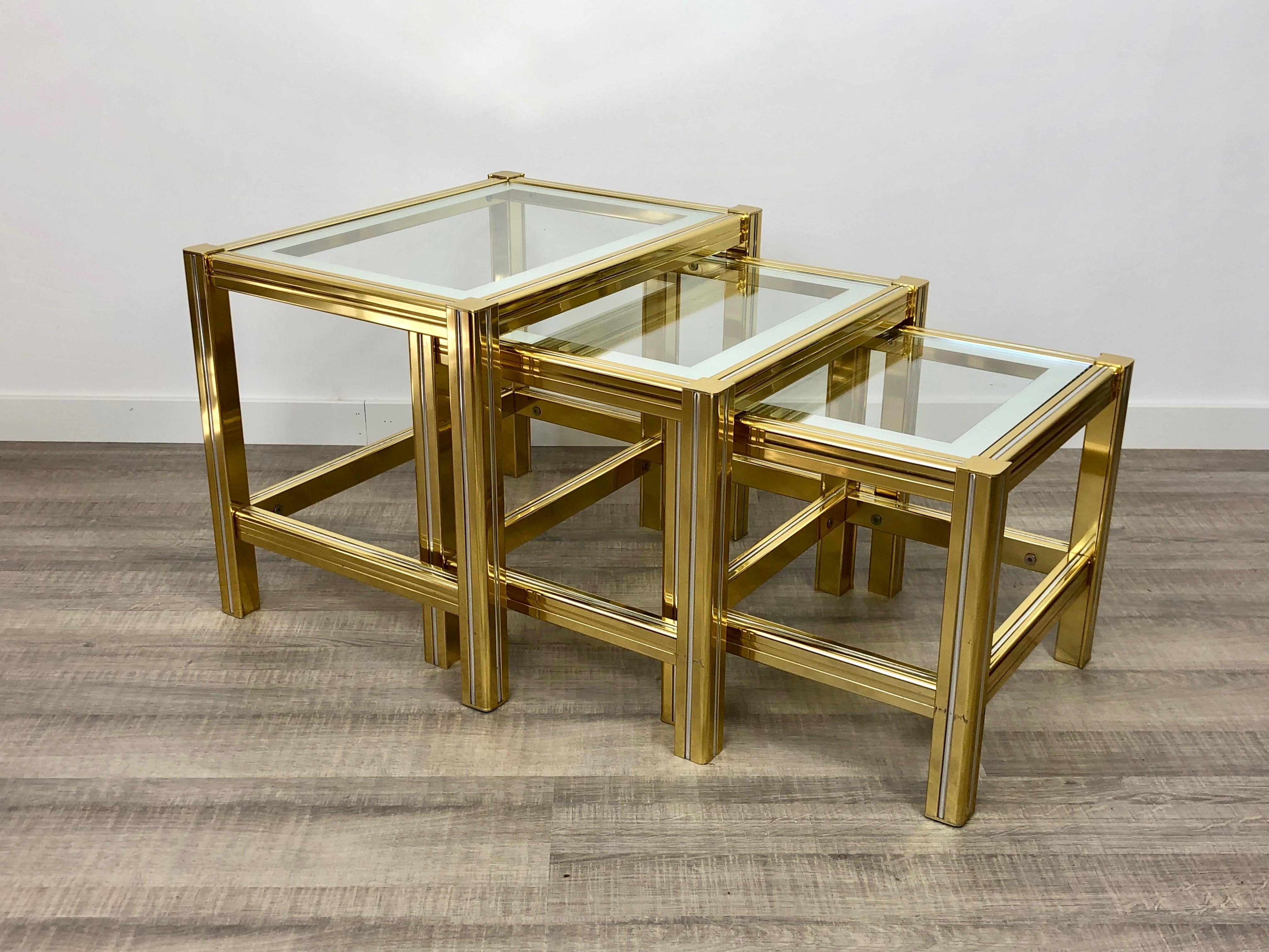 Italian Tris of Increasing Dimensions Side Coffe Table in Brass, Glass and Chrome, 1970s For Sale
