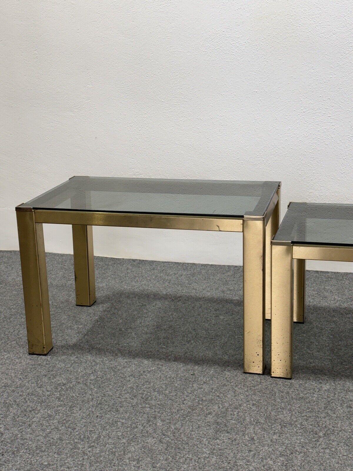 Trois tables basses en laiton Hollywood Regency 1970 Modern Design en vente 1