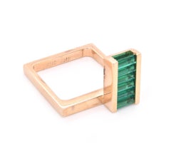 Trisko 14 Karat Yellow Gold Emerald Geometric Fashion Ring