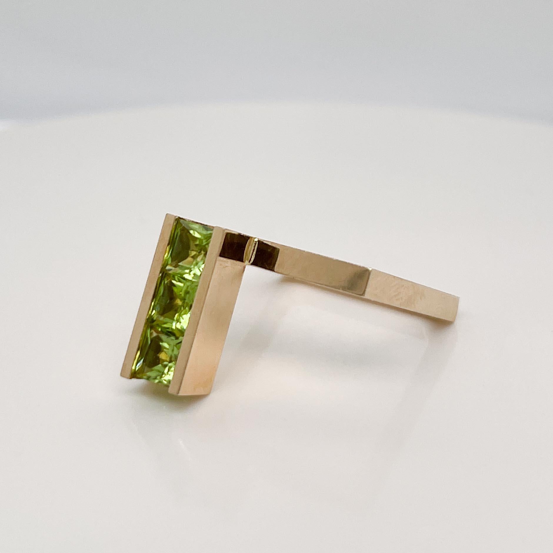 Trisko Signed Modernist 14 Karat Gold & Tourmaline Cocktail Ring In Good Condition For Sale In Philadelphia, PA