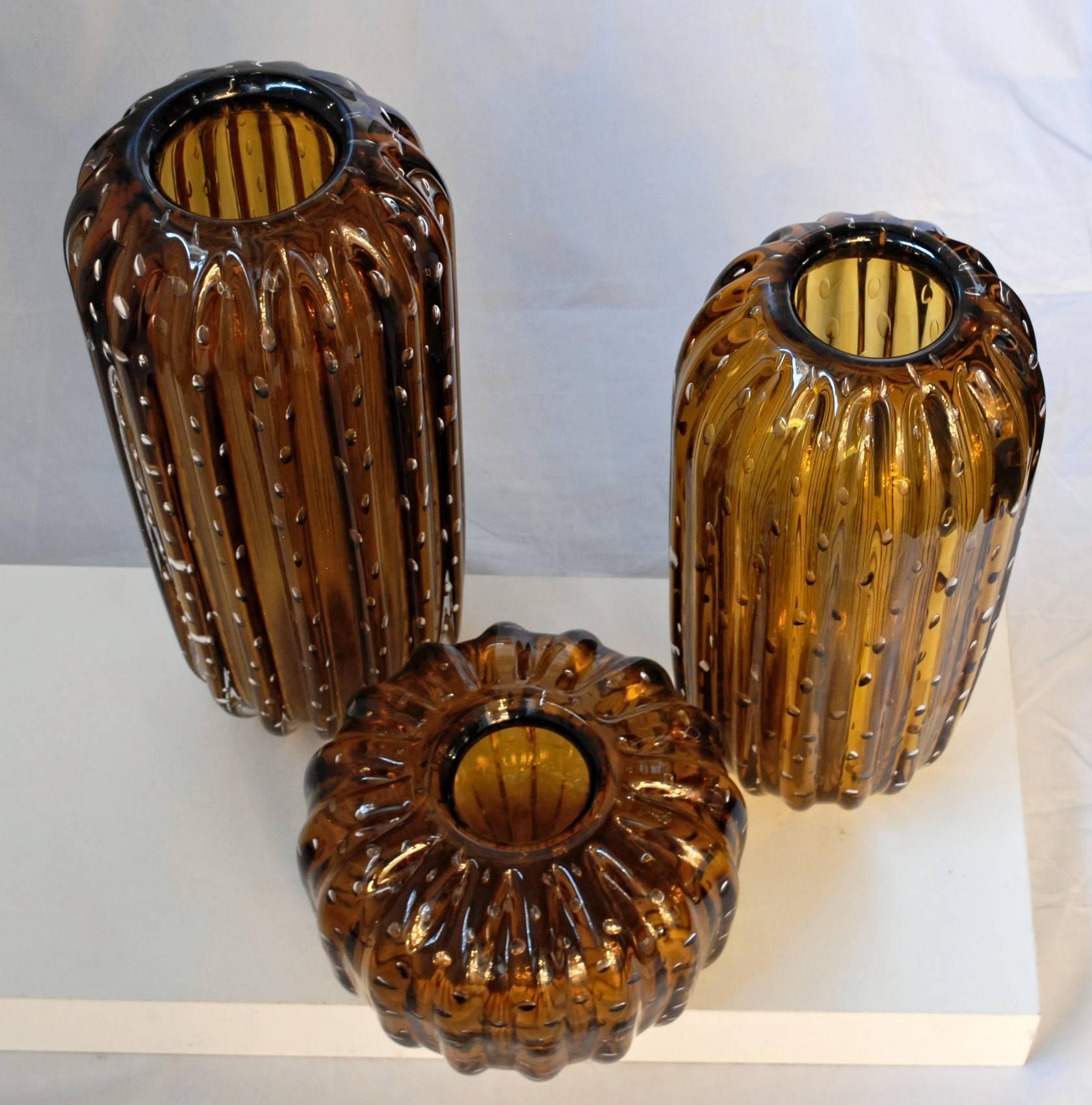 Trittico, Ribbed Baloton Amber Saguaro Shaped Vases, Barovier, 1950 Murano In Excellent Condition In Tavarnelle val di Pesa, Florence