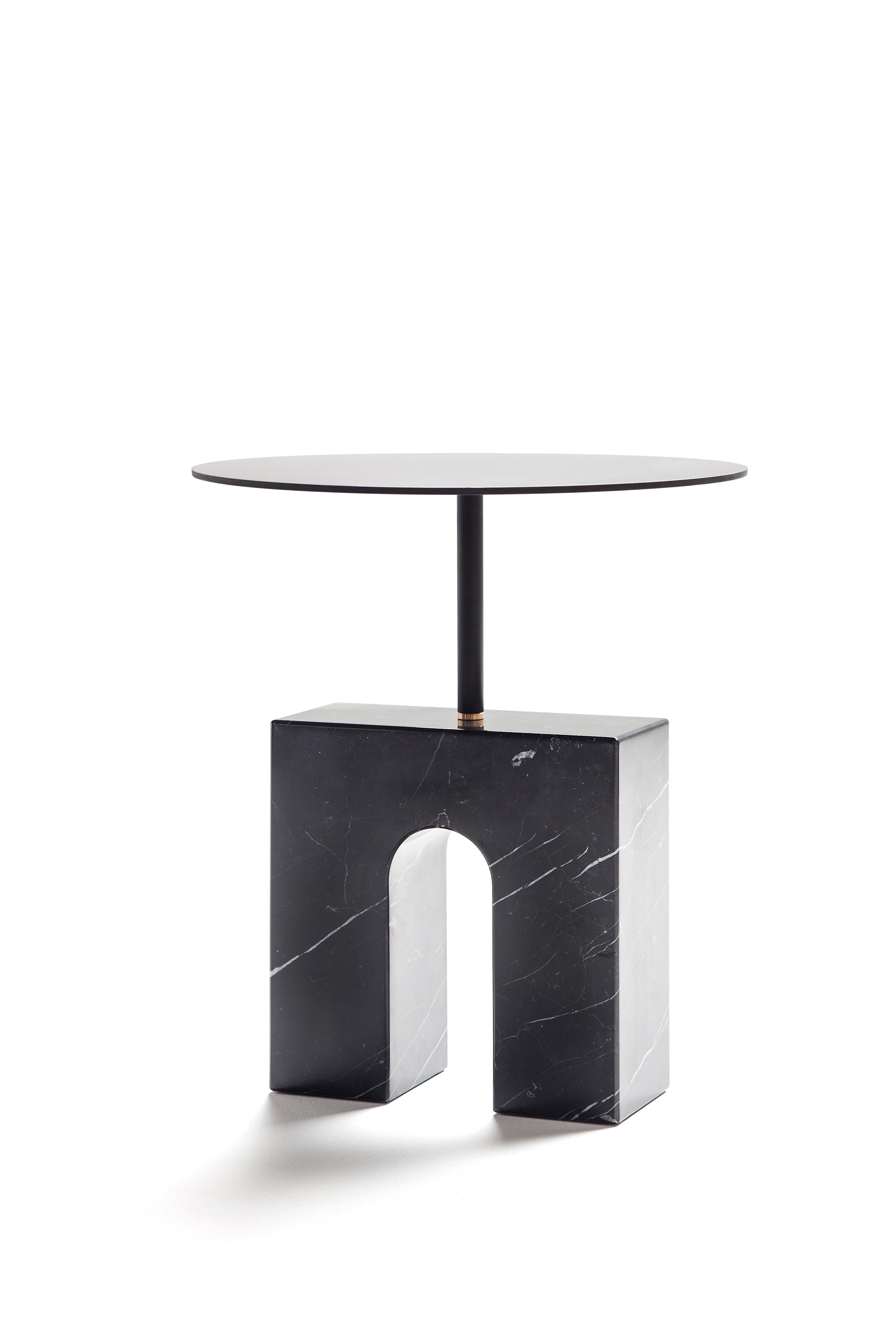 Triumph Marquina Marble Side Table by Joseph Vila Capdevila In New Condition For Sale In Geneve, CH