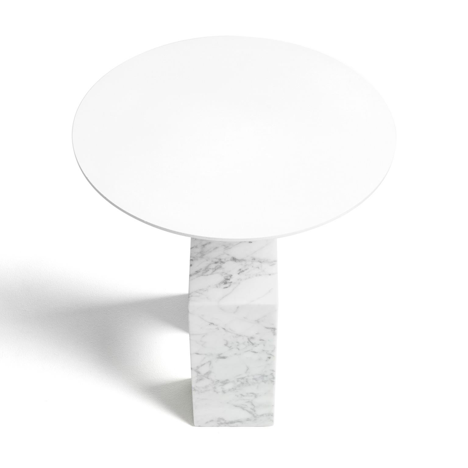 Lacquered “Triumph Side Table” White Carrara Marble Minimalist Side Table by Aparentment For Sale