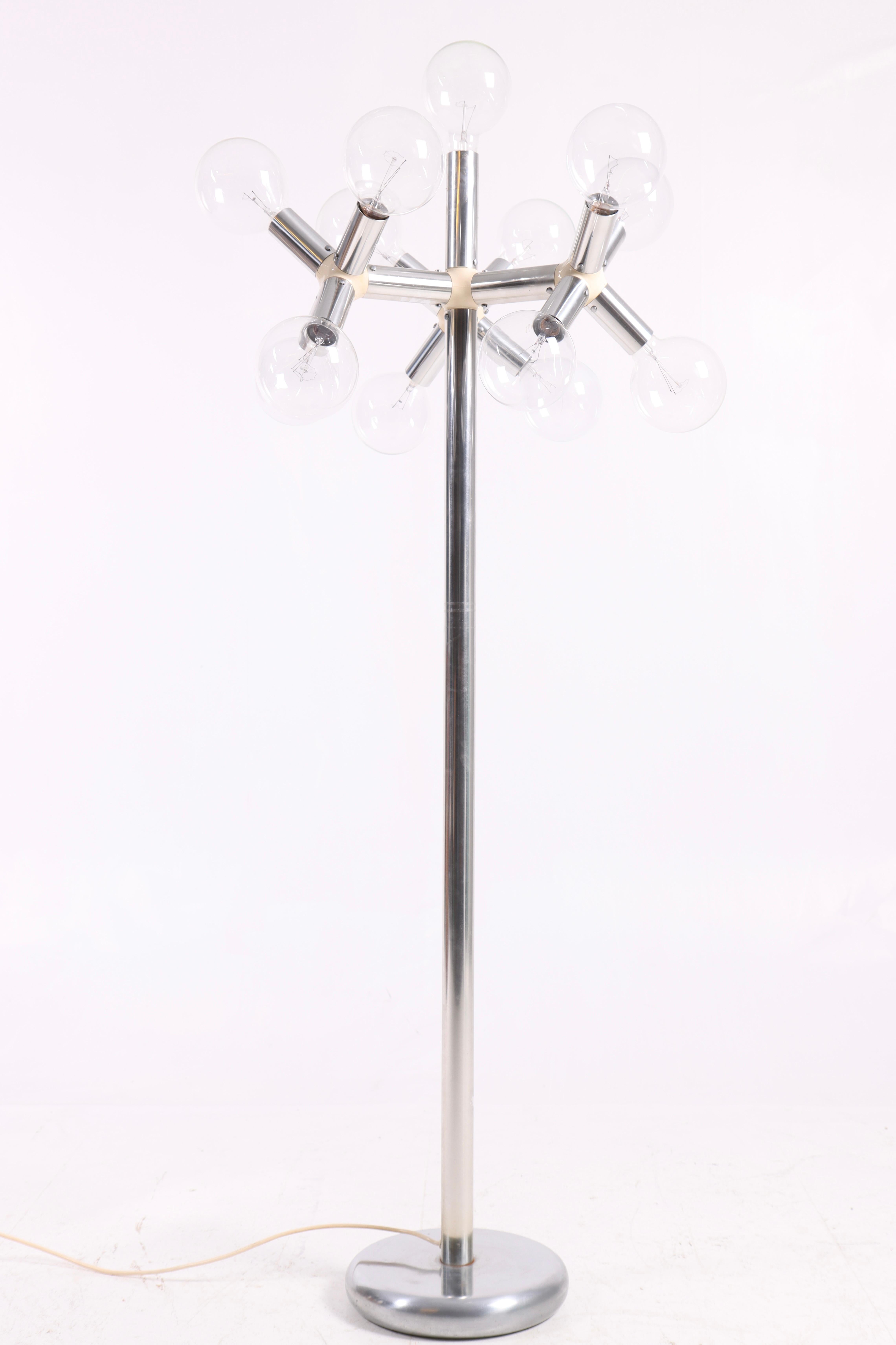 Trix und Robert Haussmann 1970er Jahre Metalllampe mit sternförmigen Glühbirnen