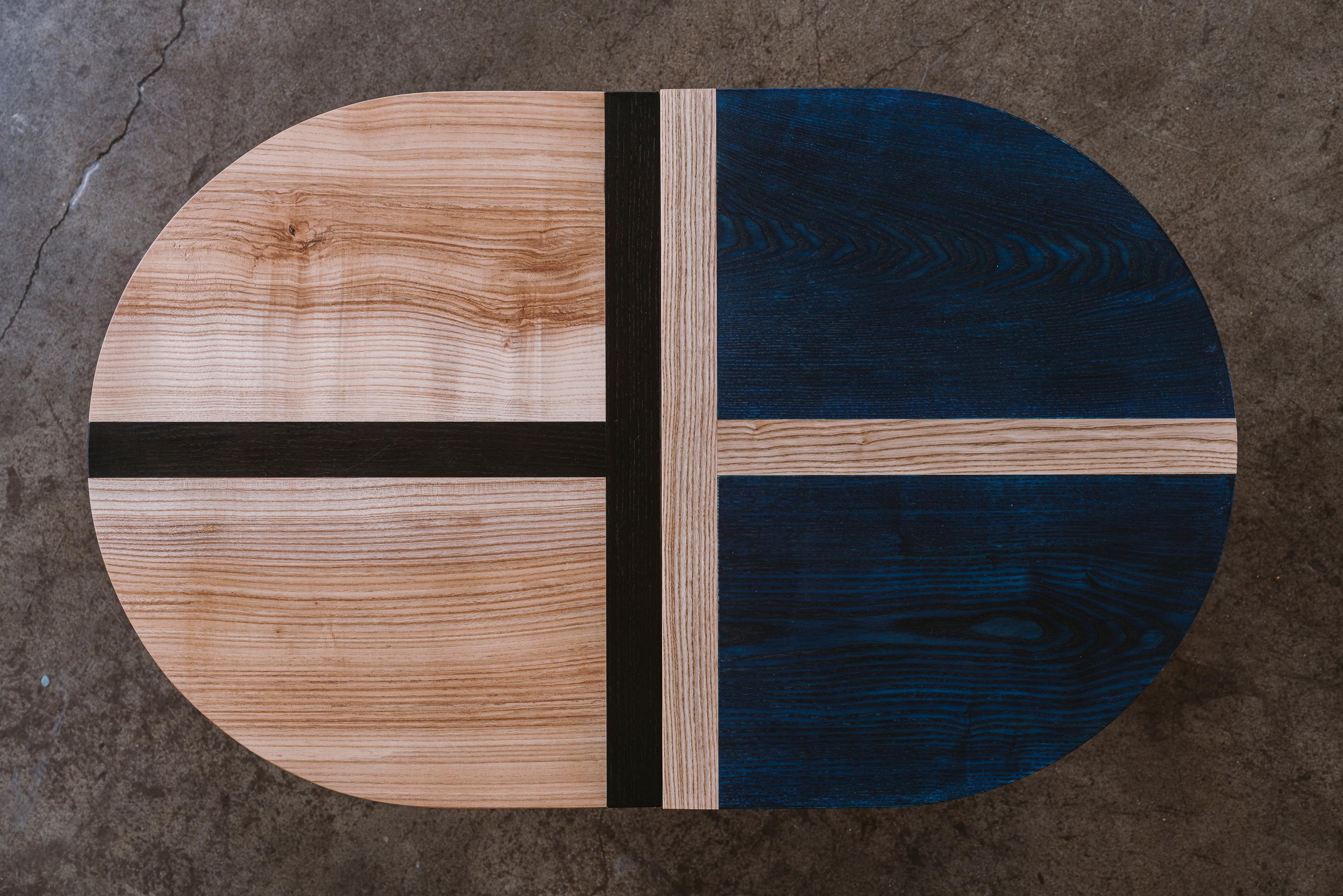 XXIe siècle et contemporain Table d'appoint TRN en bois de frêne massif, Modèle 2 en vente
