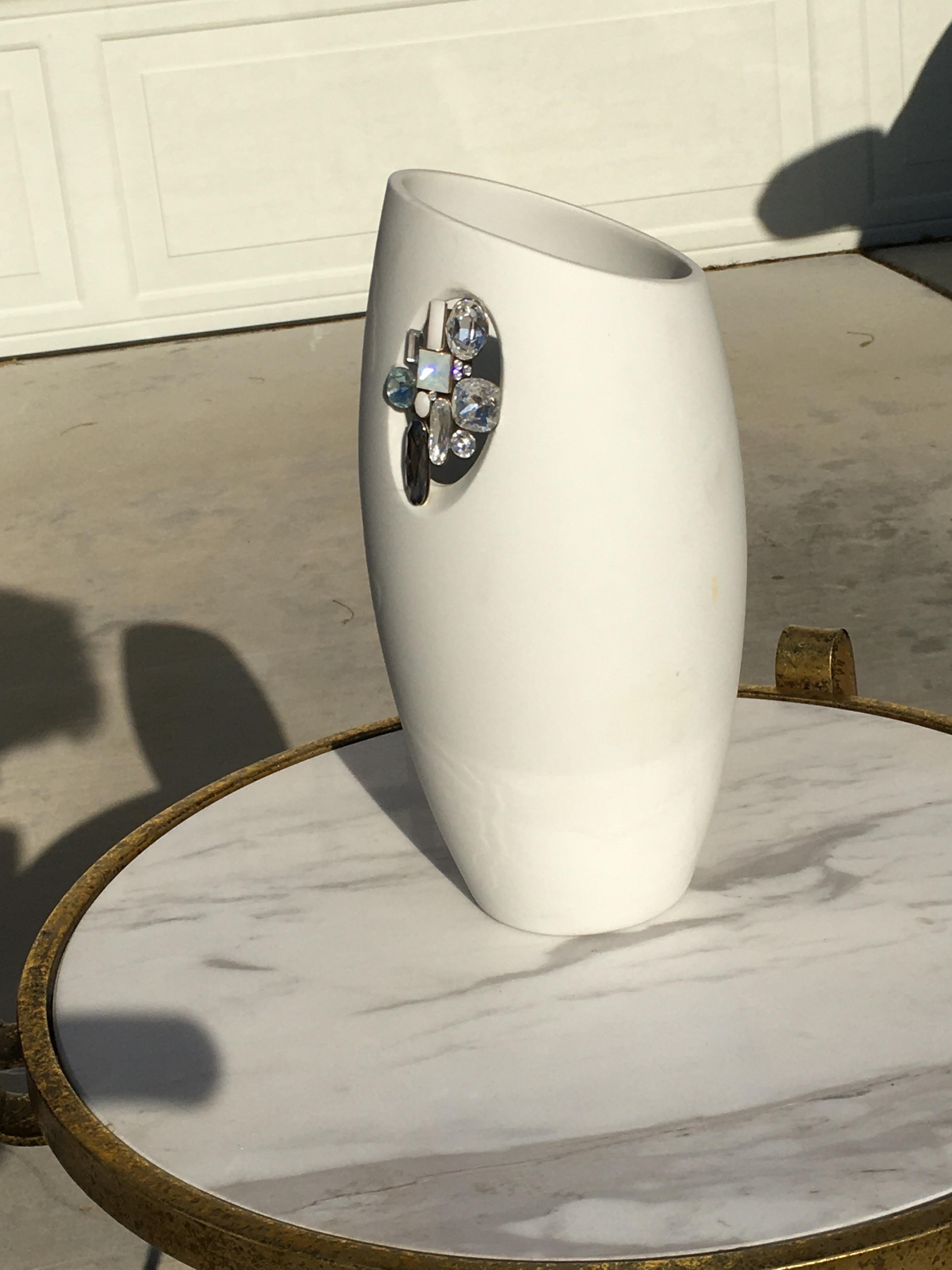 Tro of Swarovski Porcelain & Jeweld Crystal “Milik” Vases Rare Sold Out Edition  In Good Condition For Sale In Palm Springs, CA