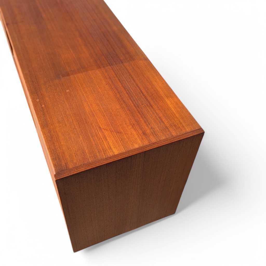 Troeds Trio Sideboard & Hutch by Nils Jonsson – Mid Century Modern Teak Credenza For Sale 4