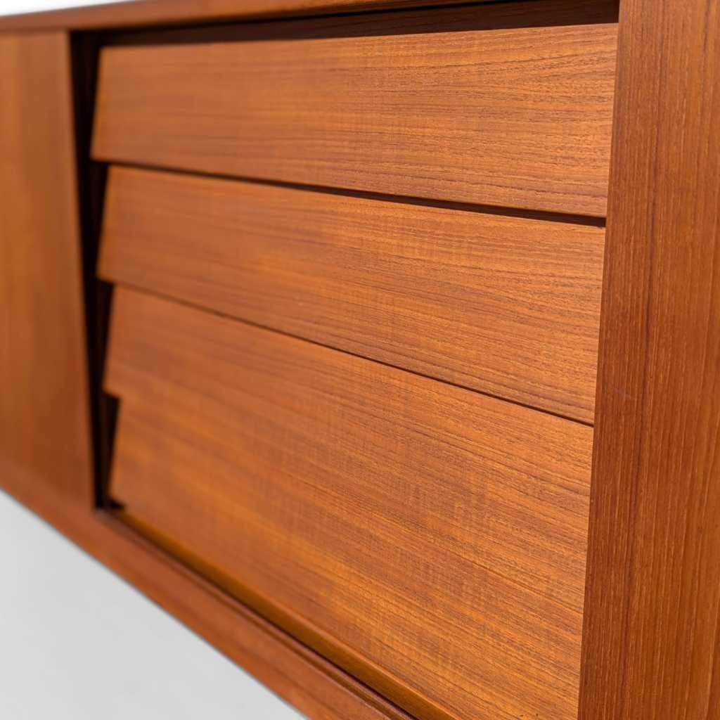 Troeds Trio Sideboard & Hutch by Nils Jonsson – Mid Century Modern Teak Credenza For Sale 7