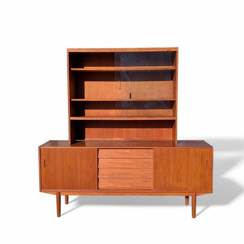 Troeds Trio Sideboard & Hutch by Nils Jonsson – Mid Century Modern Teak Credenza For Sale 10