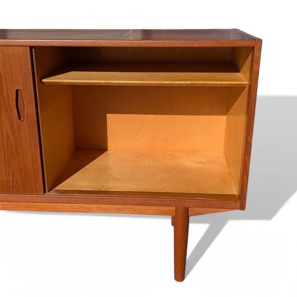 Veneer Troeds Trio Sideboard & Hutch by Nils Jonsson – Mid Century Modern Teak Credenza For Sale