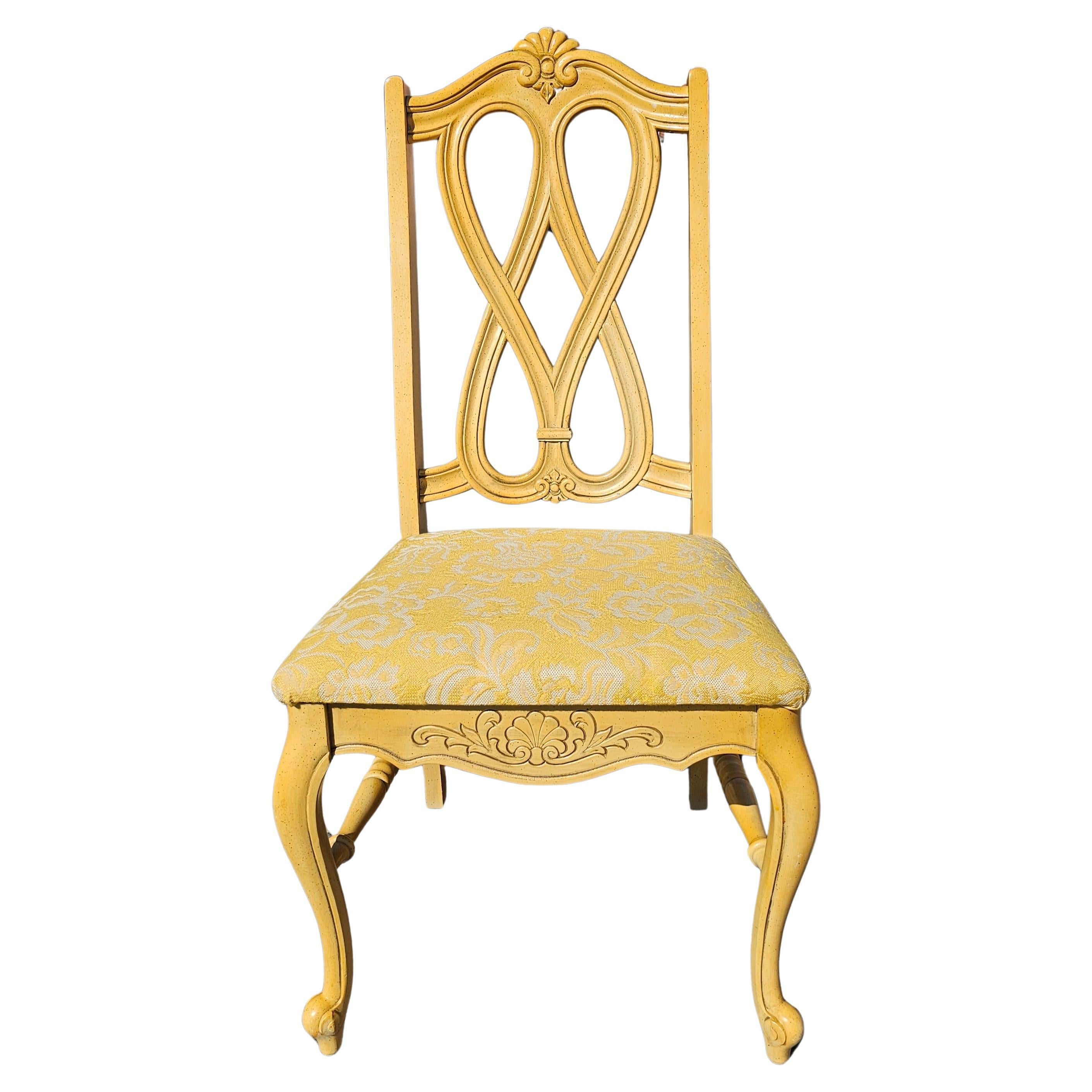 Chaise d'appoint Trogdon Furniture du milieu du siècle dernier en acajou peint et tapissée en vente