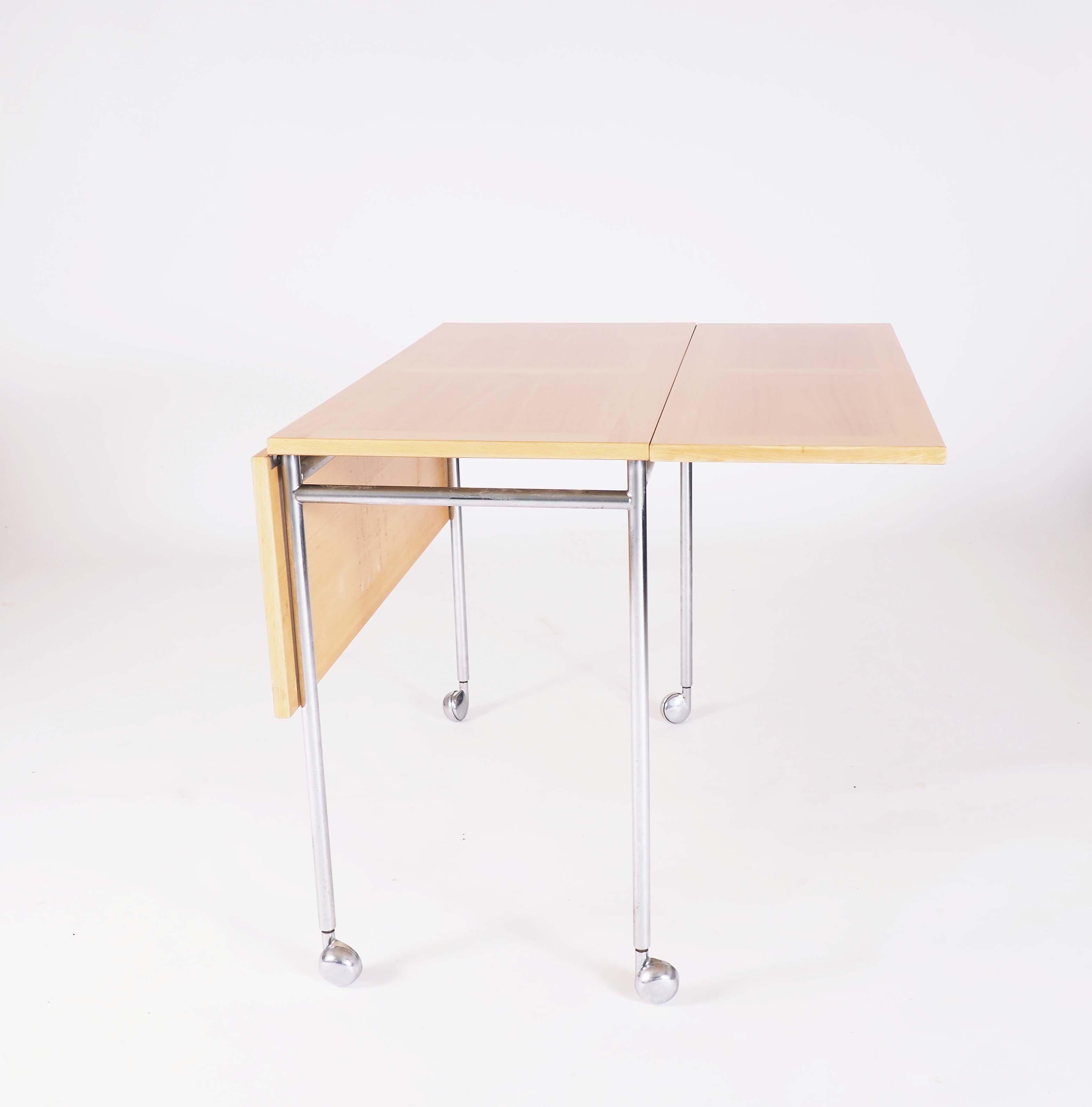 Trolley in beech and chrome, designed by Bruno Mathsson, Sweden In Good Condition For Sale In Goteborg, SE