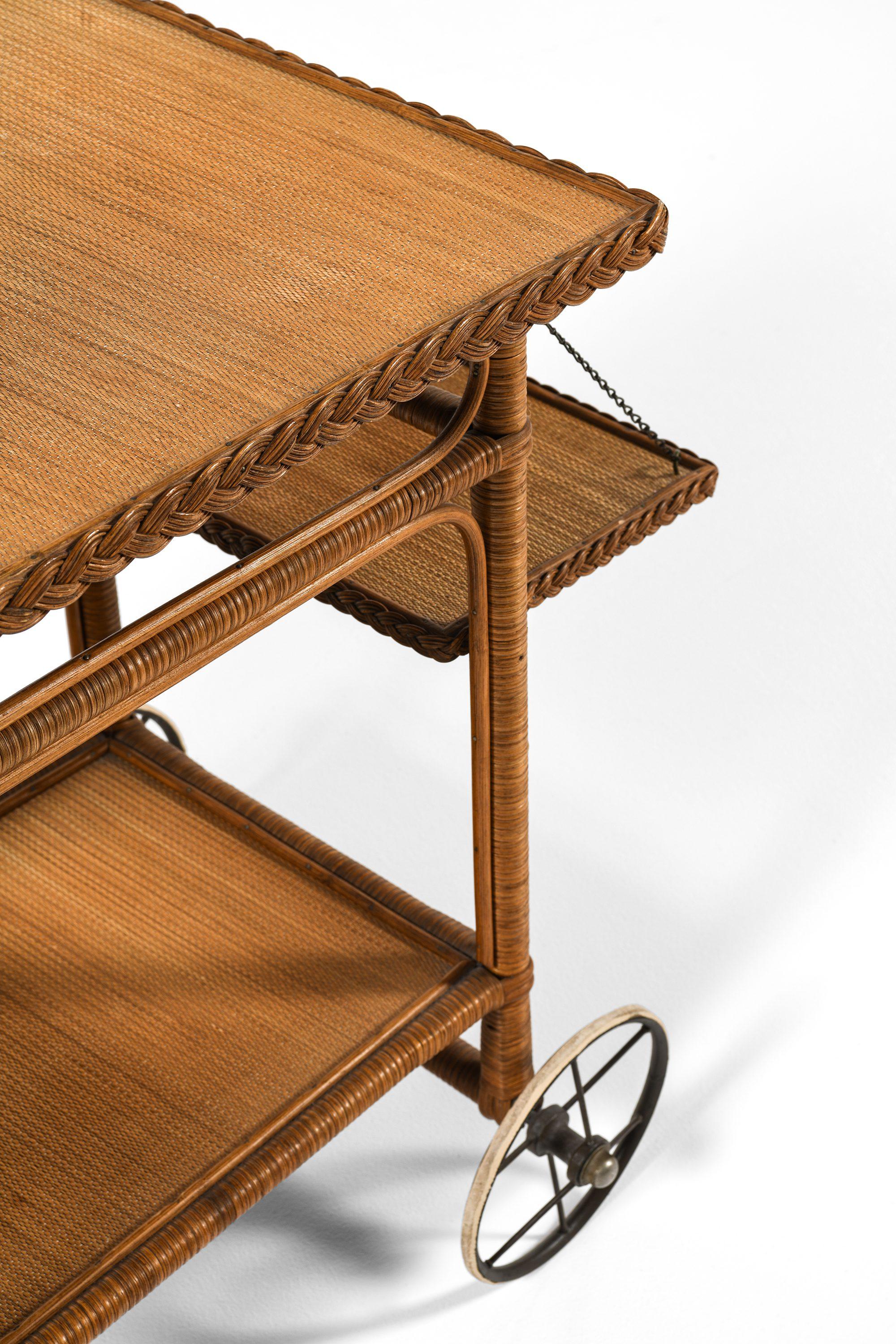Trolley aus Schilfrohr und Rattan von Robert Wengler, 1940er Jahre im Angebot 1