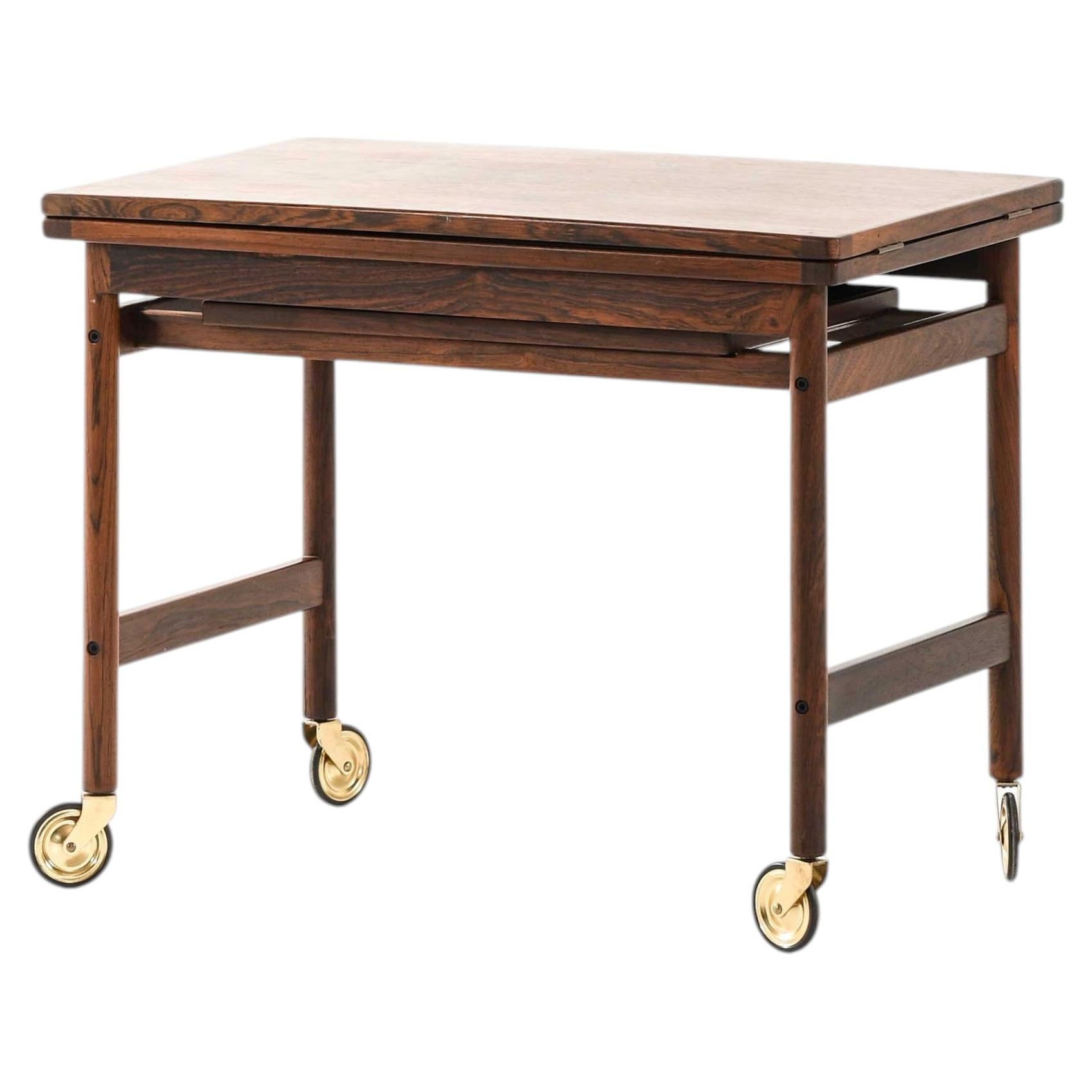 Are Formica tables durable?