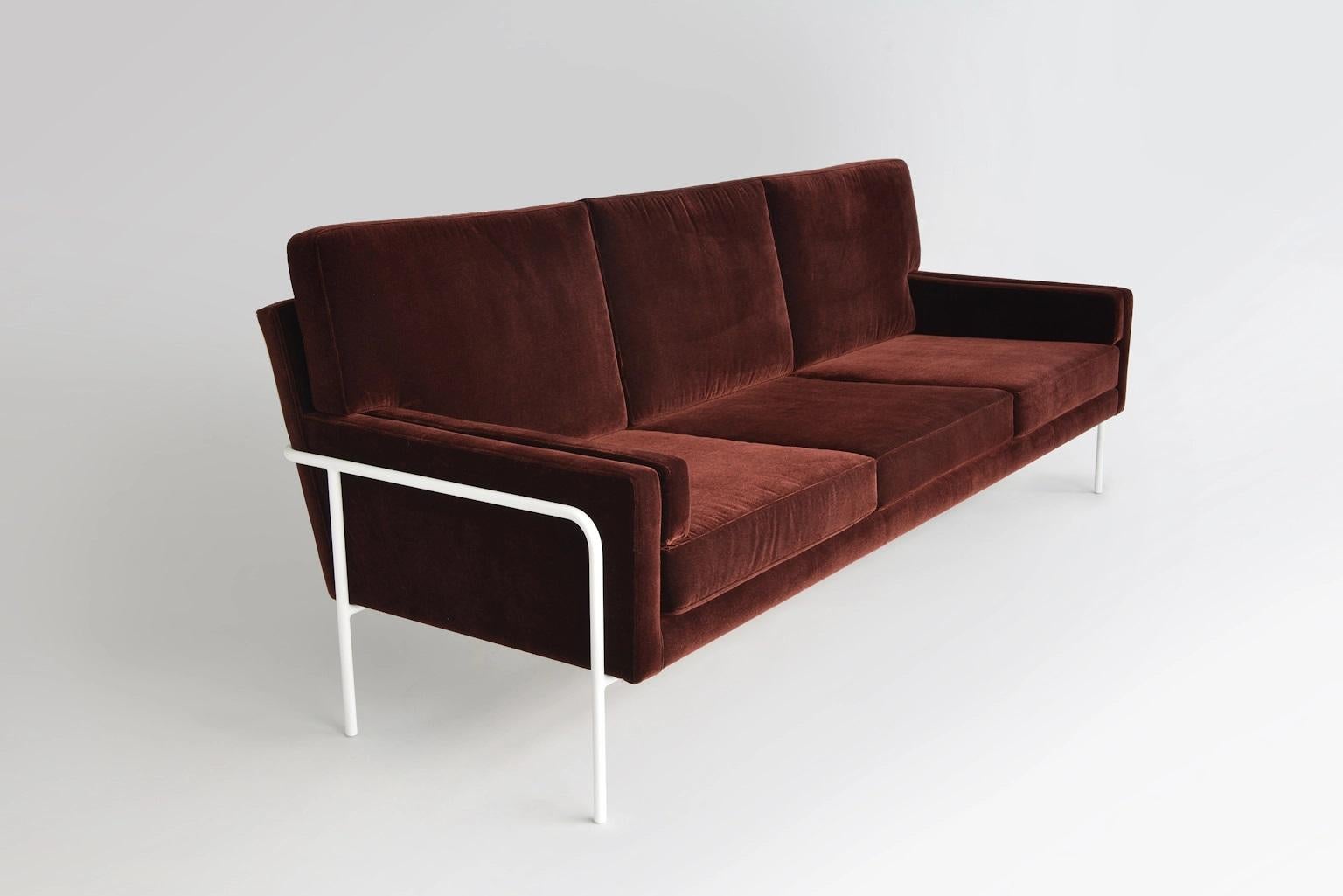 Trolley-Sofa von Phase Design (amerikanisch) im Angebot
