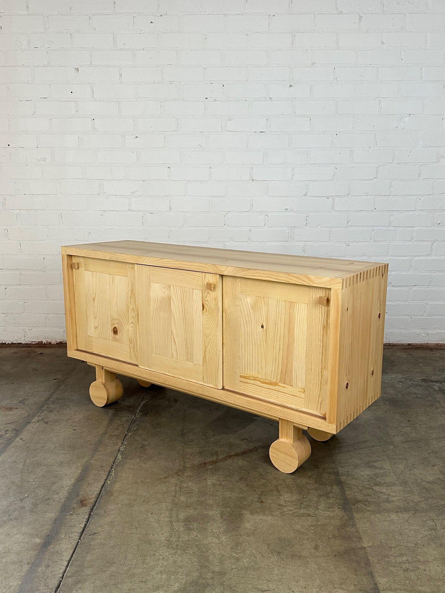 Trolly Credenza in Pine For Sale 5