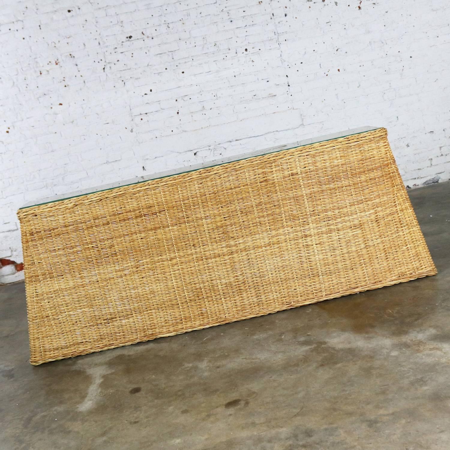 Trompe L’oeil Draped Natural Rattan Wicker Long Console Sofa Table Vintage 5