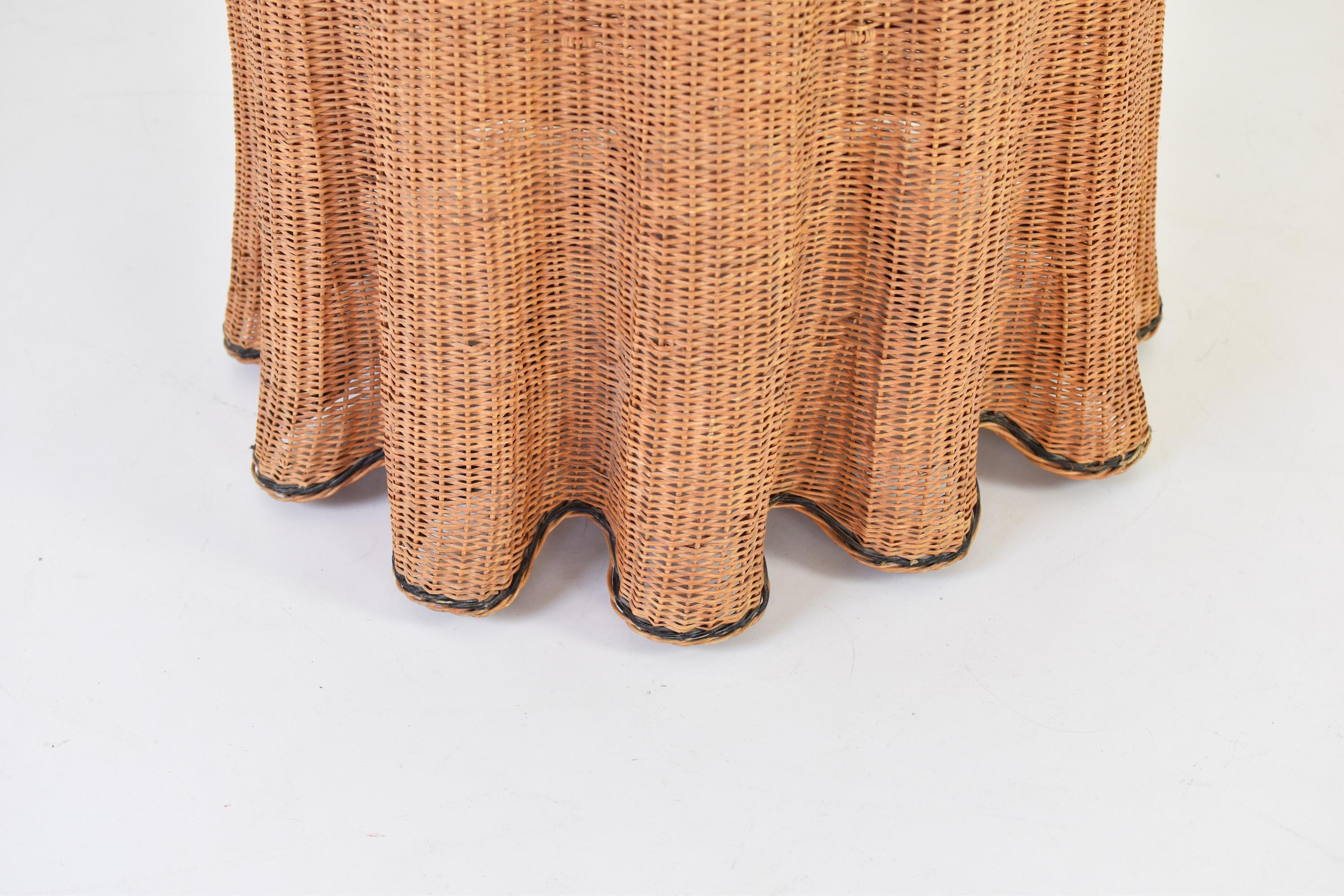 Trompe L’oeil Wicker Side Table with ‘Draped’ Illusion from France, 1970’s In Good Condition In Antwerp, BE