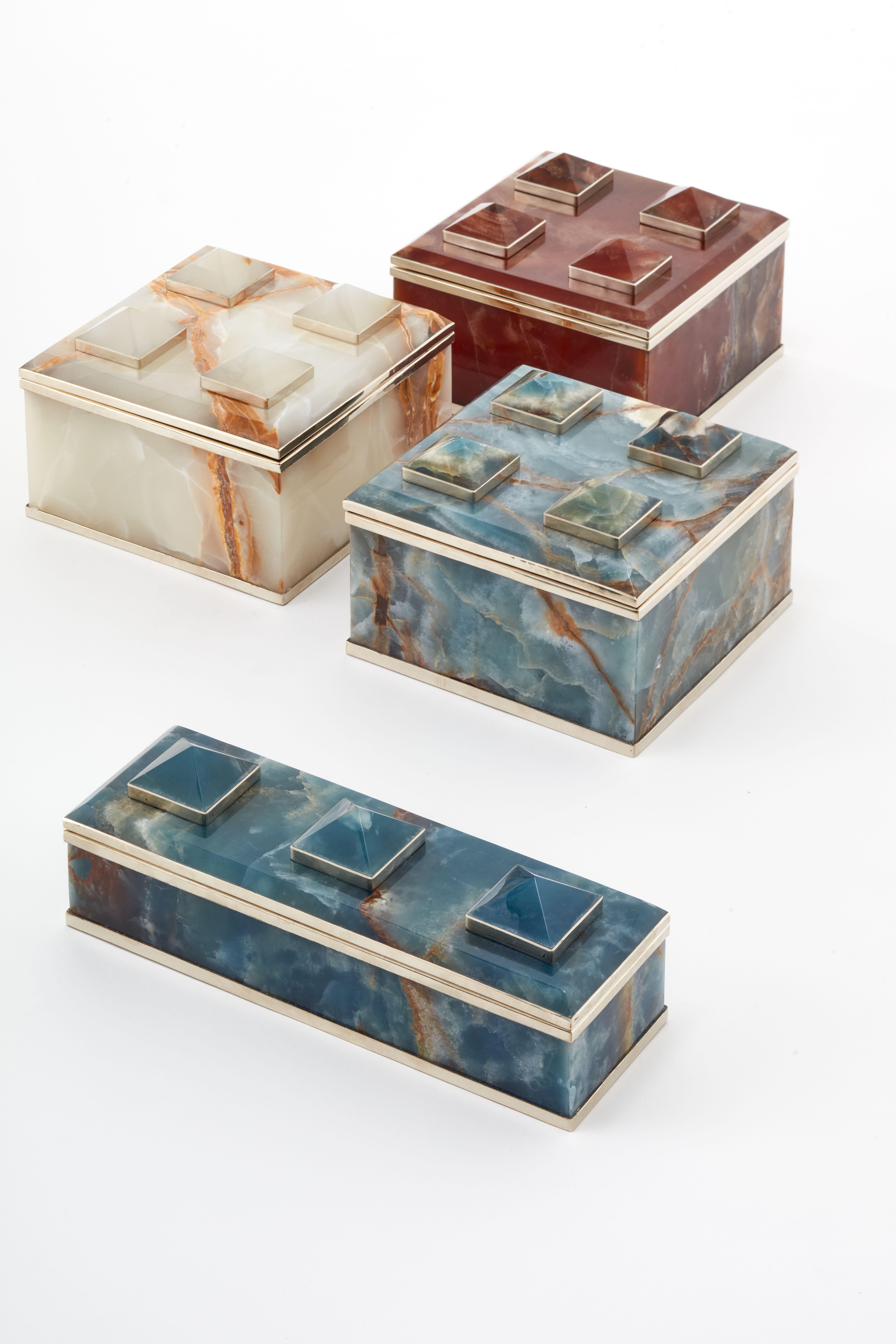 Moderne Boîte rectangulaire Tronador en pierre d'onyx bleu en vente