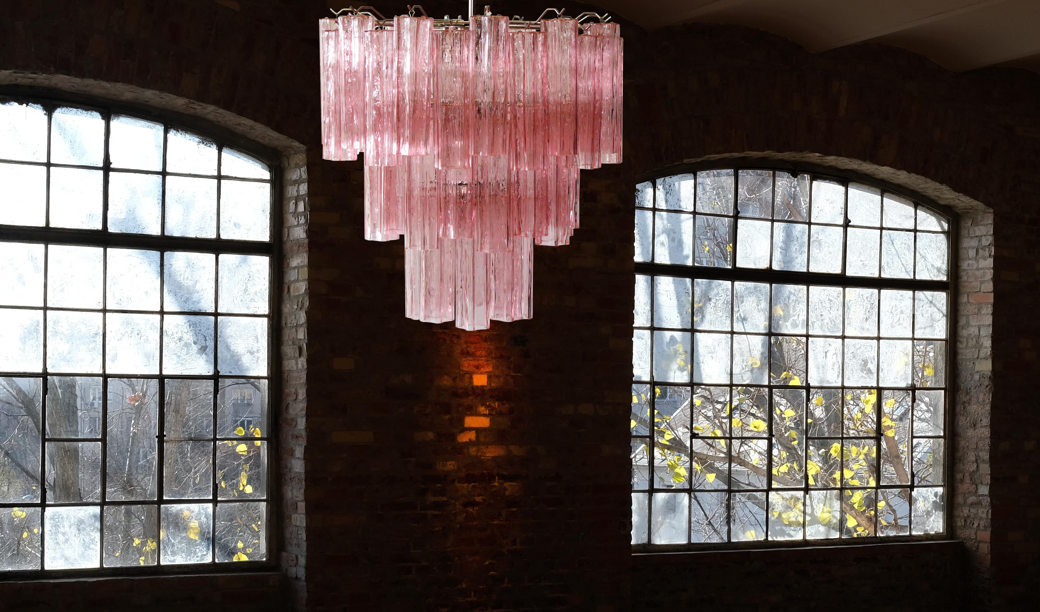 Tronchi Chandelier Style Toni Zuccheri, 48 Pink Glasses, Murano, 1990 3