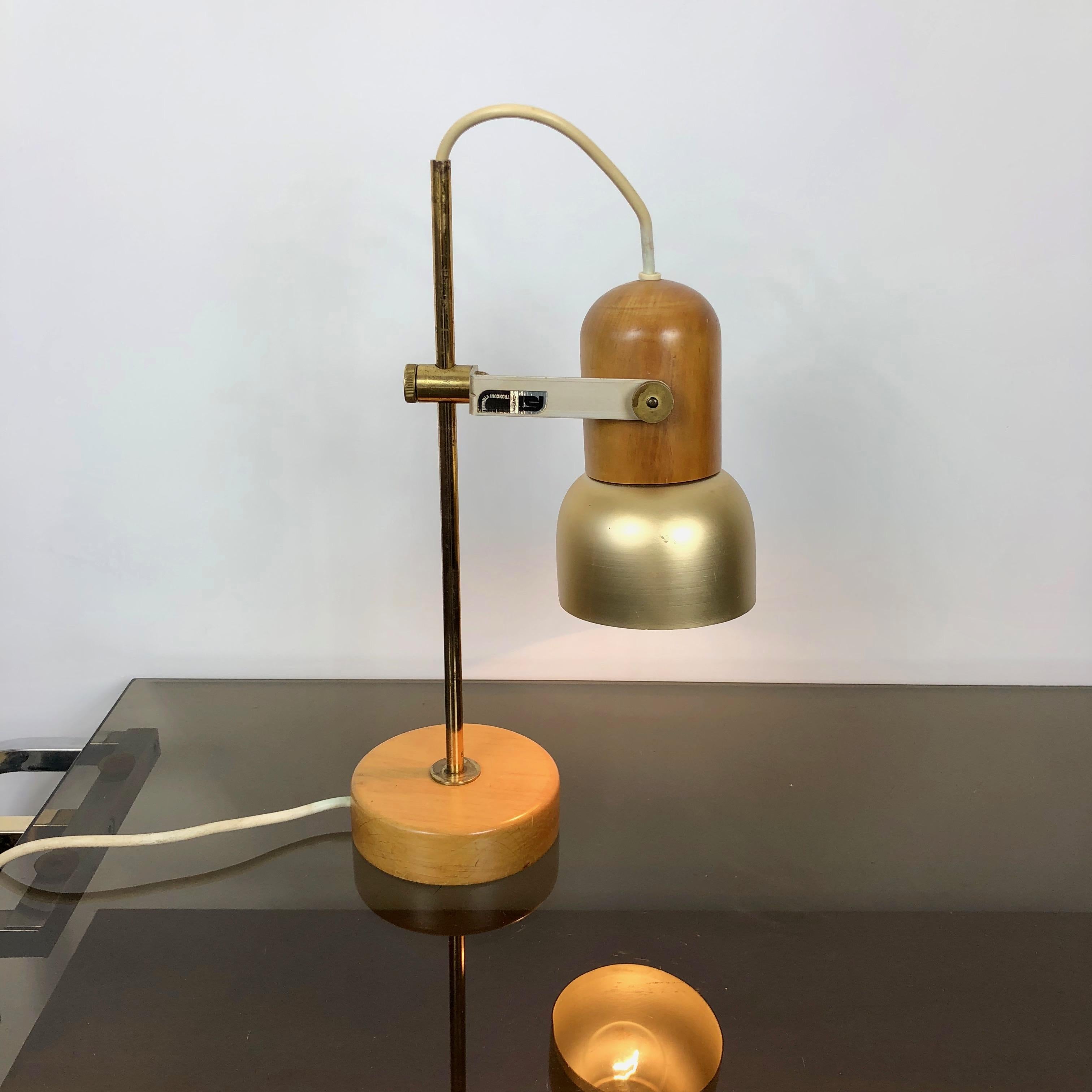 Tronconi Adjustable Table Lamp in Wood, Brass and Metal, Italy FSI Milano, 1970s In Good Condition In Rome, IT
