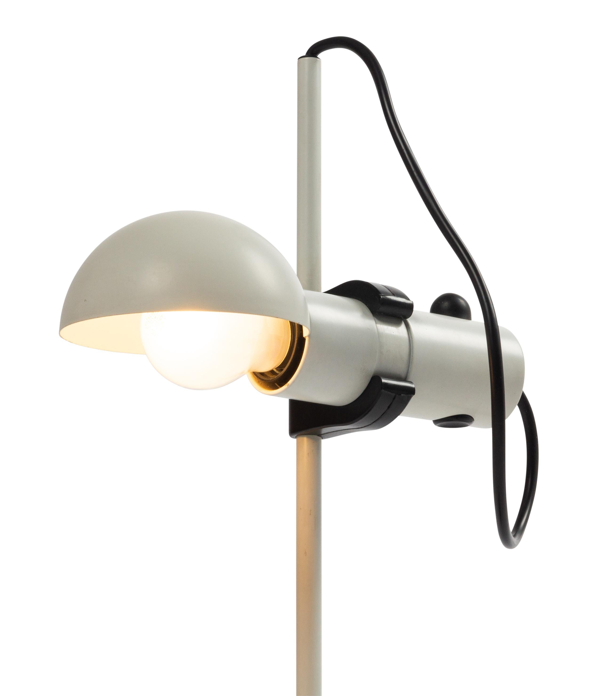 Moderne Lampe de bureau Tronconi de Raul Barbieri & Marianmelli en vente