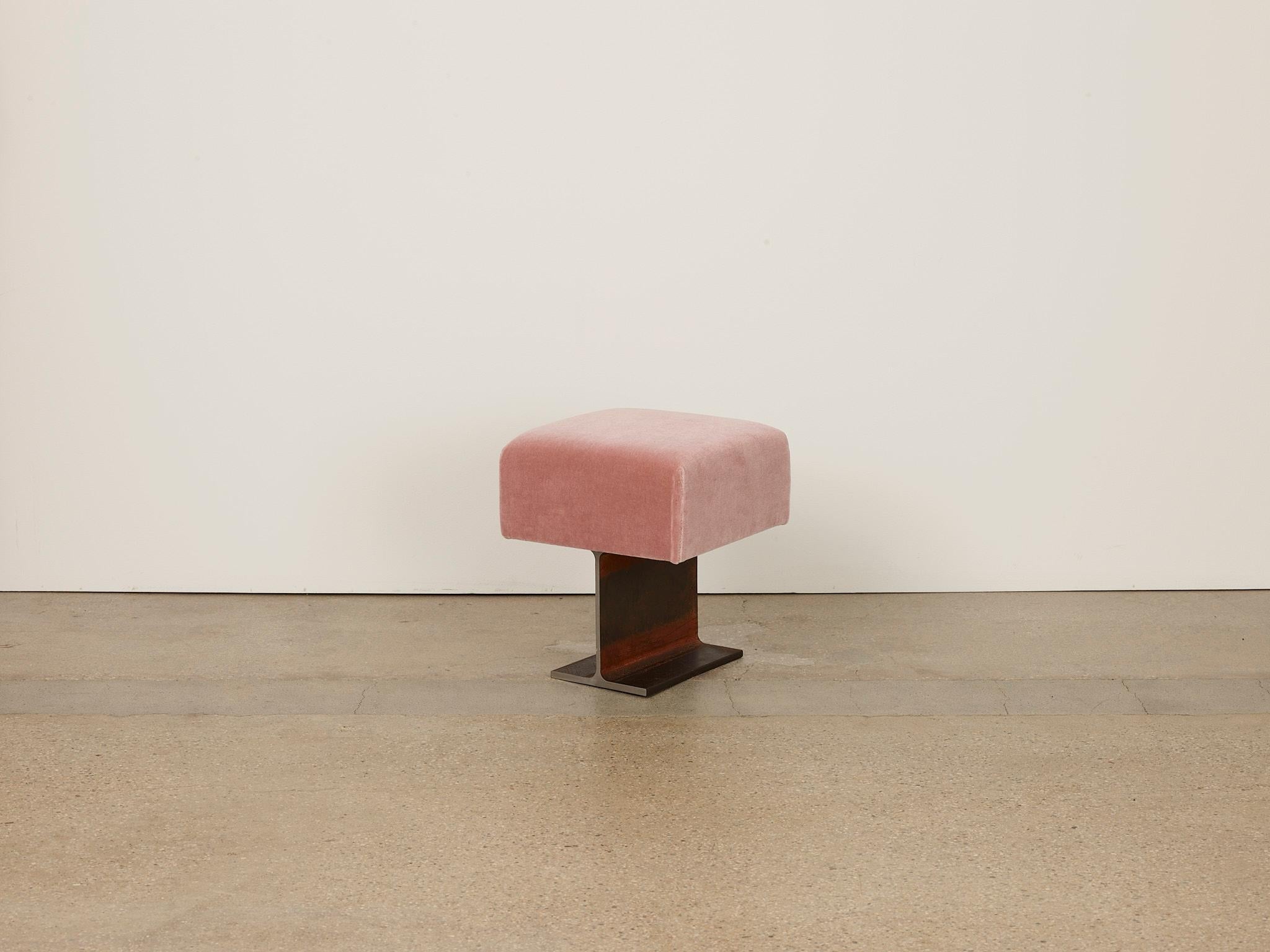 Trono block pink chair by Umberto Bellardi Ricci
Dimensions: D 14.5