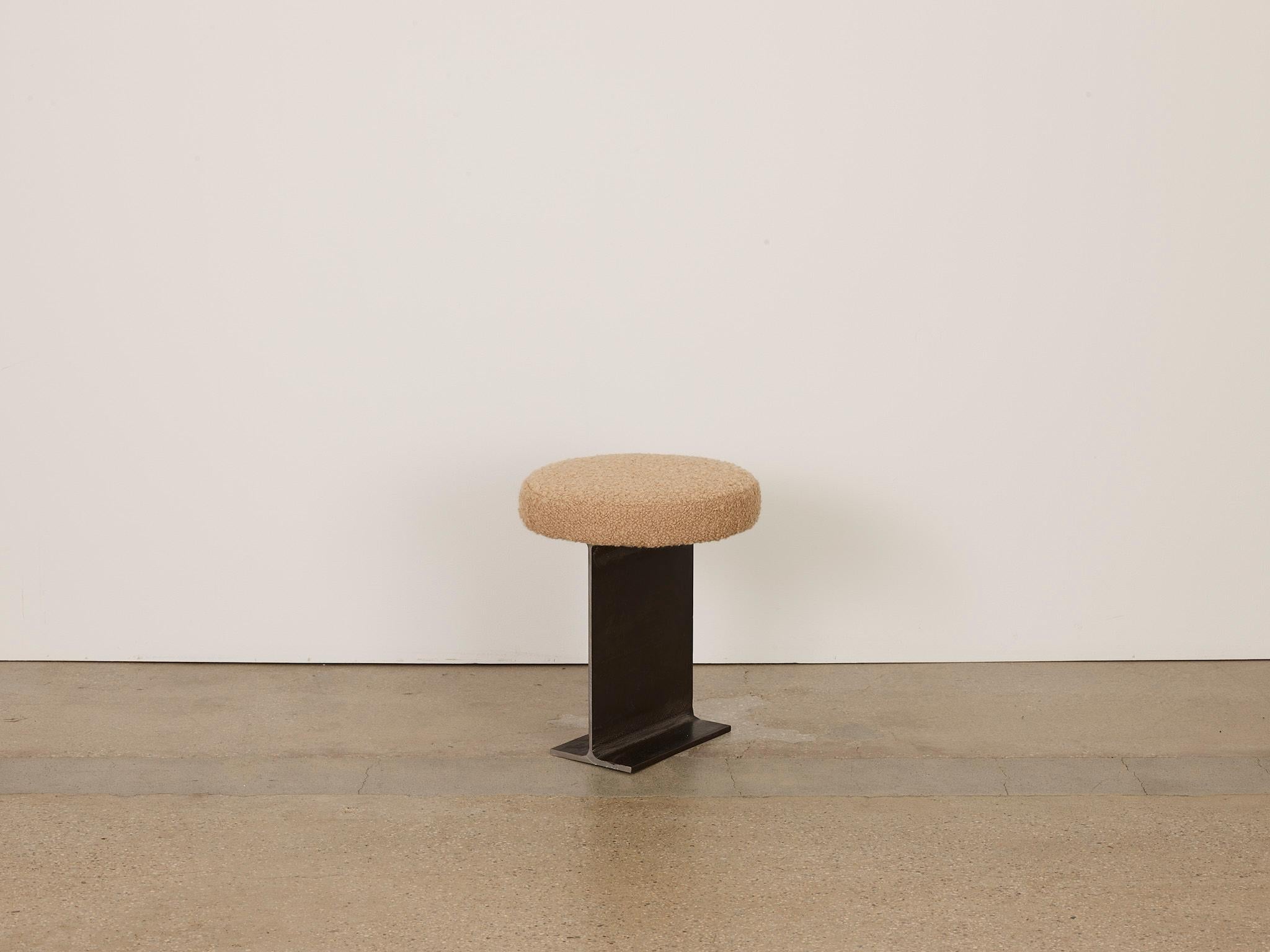 Trono Pill beige chair by Umberto Bellardi Ricci
Dimensions: Diameter 16