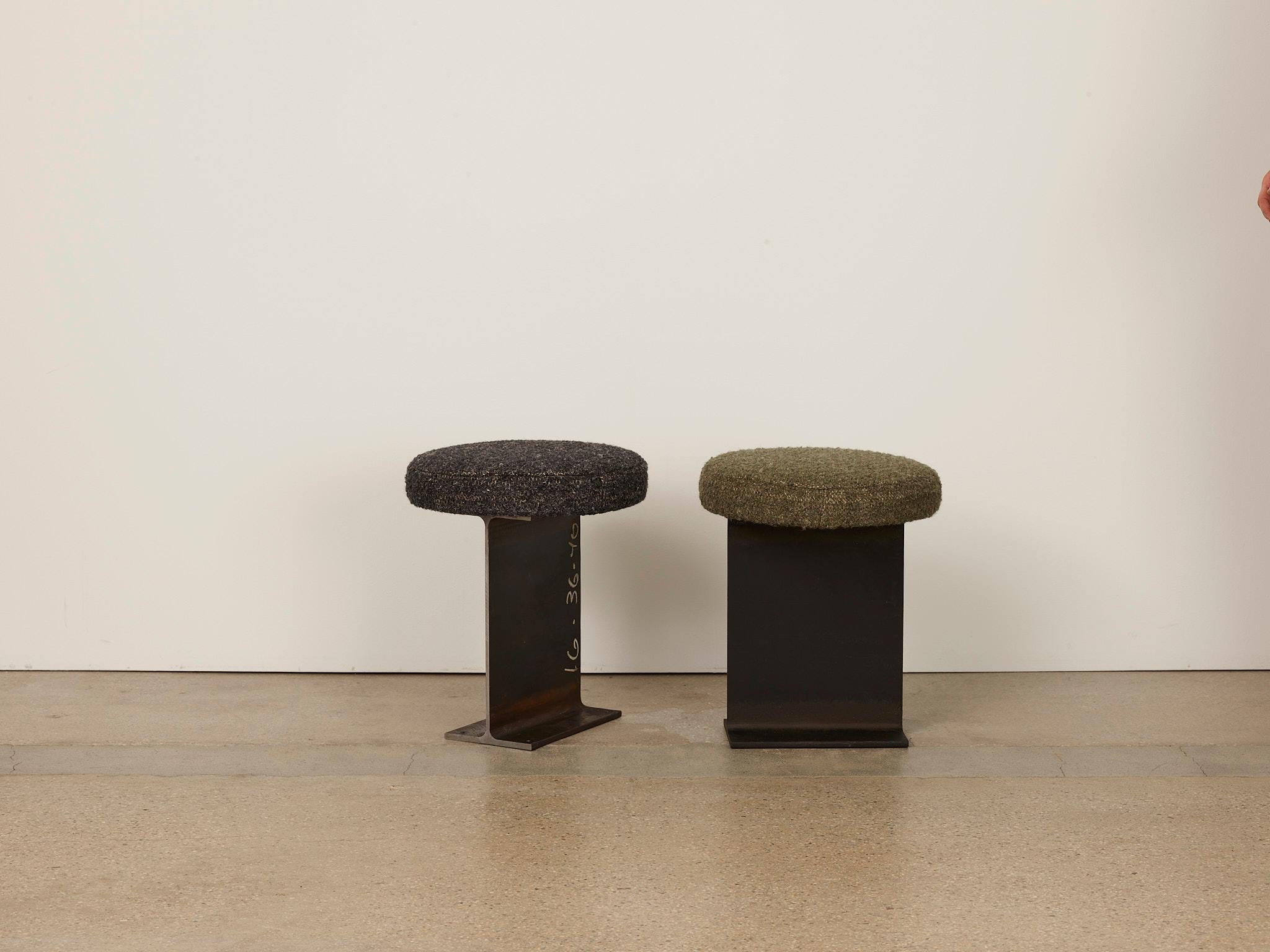 Trono Pill Beige Chair by Umberto Bellardi Ricci For Sale 1