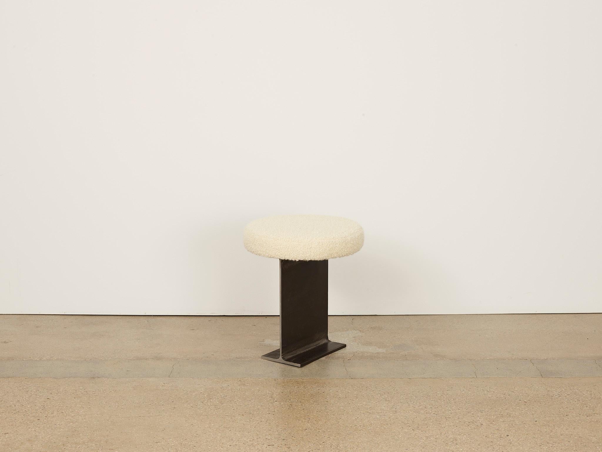 Post-Modern Trono Pill White Chair by Umberto Bellardi Ricci