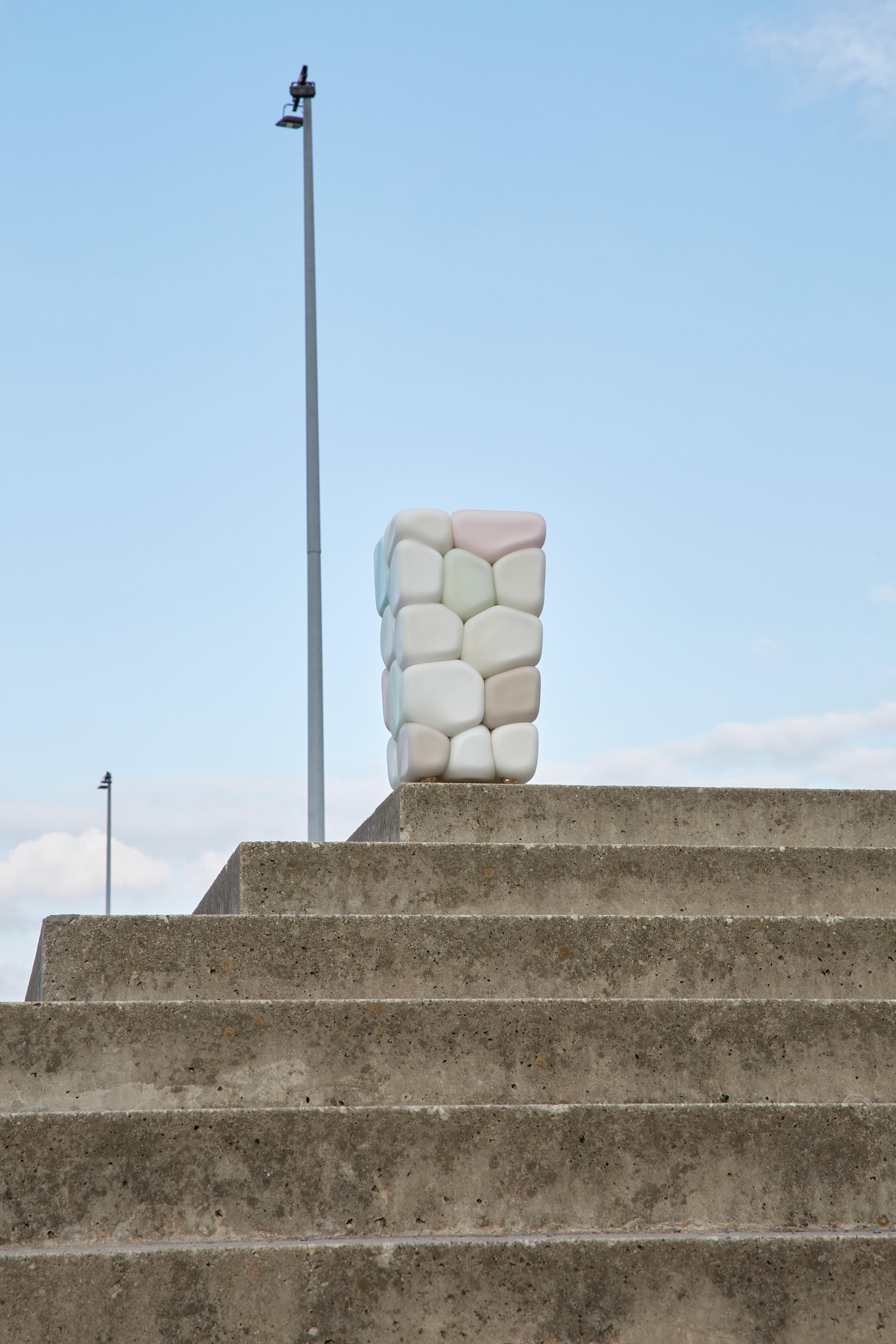 Trophäen-Perlmutt-Skulptur von Henry Baumann im Angebot 10