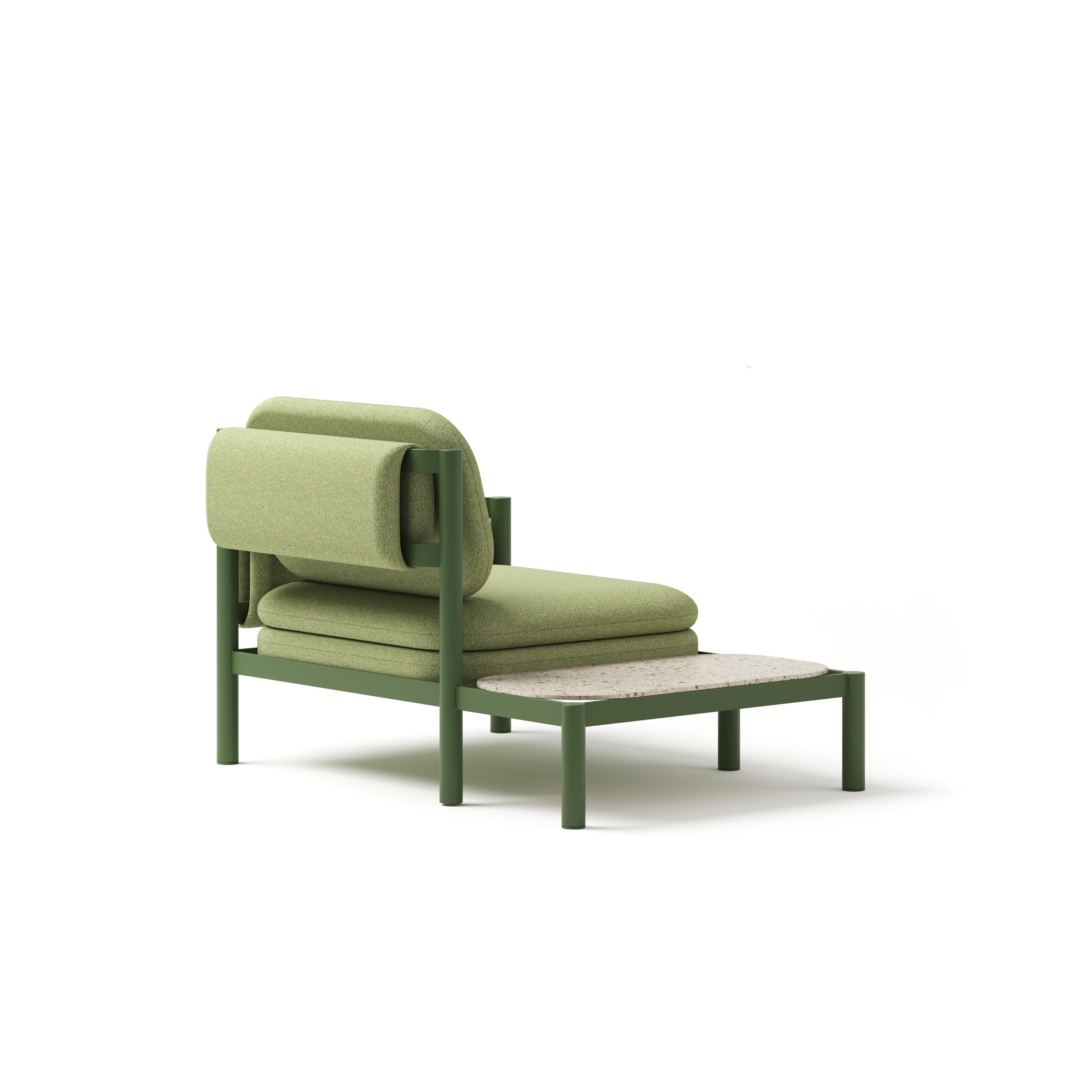 Sillón Tropic con Mesa - La relajación se une a la funcionalidad

La Silla Lounge Tropic con Mesa eleva la comodidad al aire libre combinando un generoso asiento en forma de nube con una superficie integrada que mantiene todo al alcance de la mano.