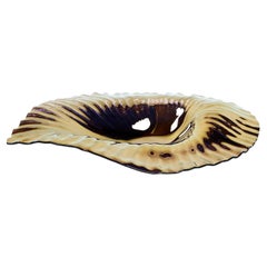 Tropische Schale aus Bronzeglas mit Blättern