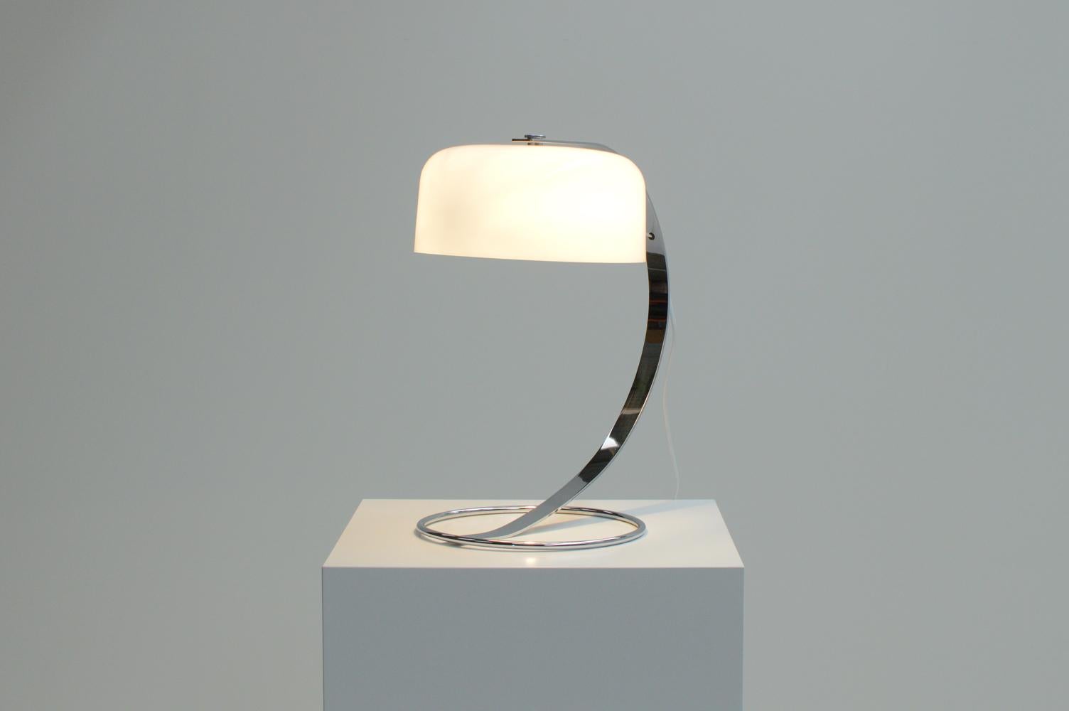Lampada da tavolo 