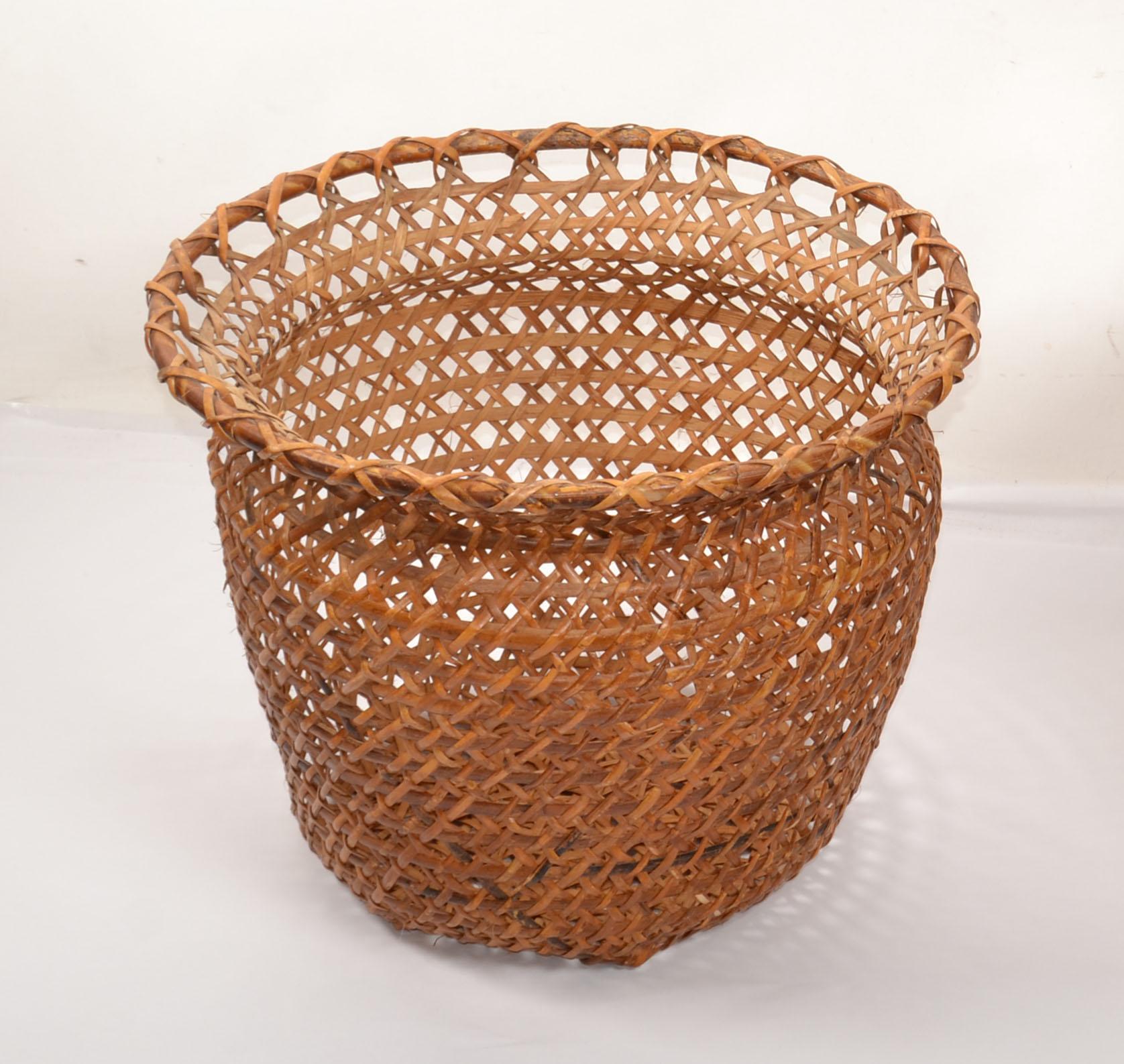 Italian Tropical Bohemian Chic Round Handwoven Large Wicker Basket Franca Helg Style 60s For Sale