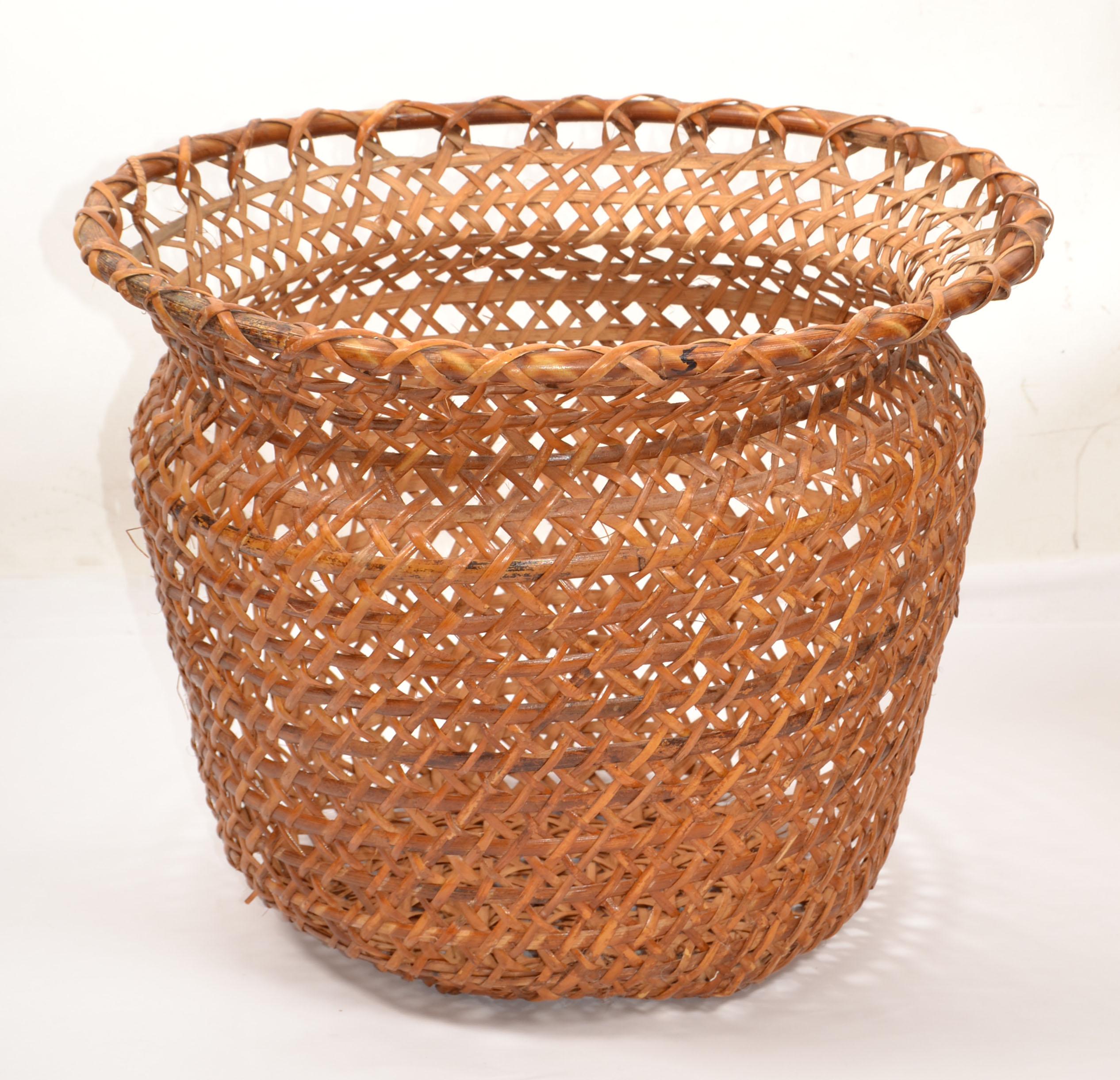 Tropical Bohemian Chic Round Handwoven Large Wicker Basket Franca Helg Style 60s In Good Condition For Sale In Miami, FL