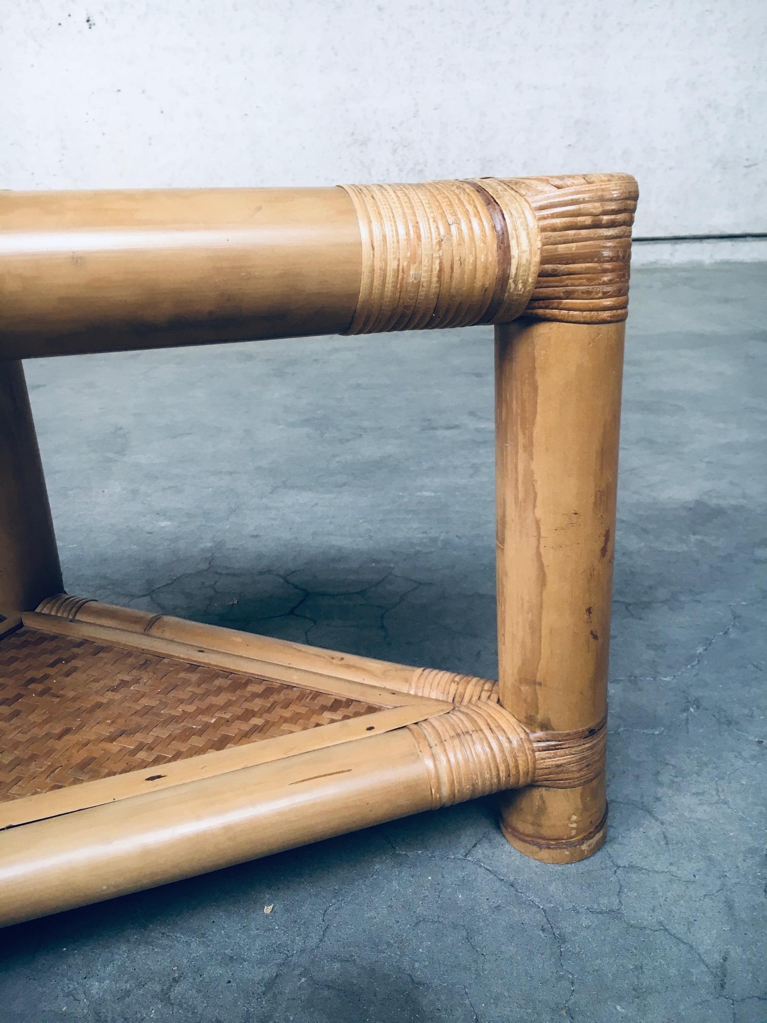 Ensemble de tables d'angle en bambou fabriquées à la main au design tropical en vente 6