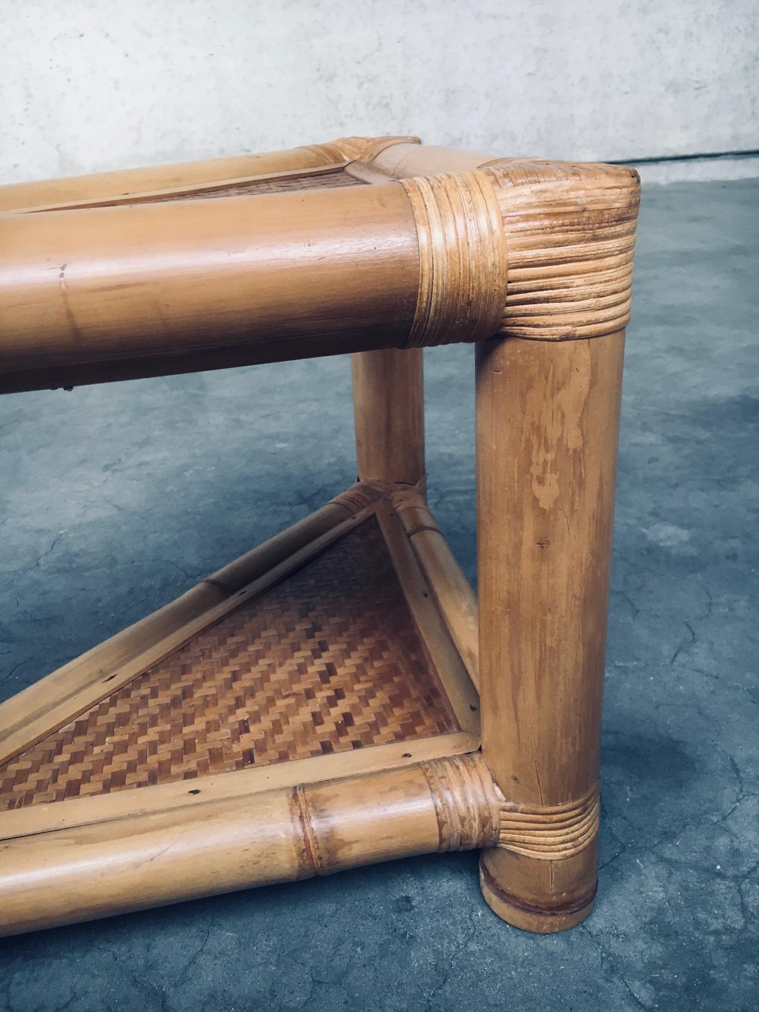 Ensemble de tables d'angle en bambou fabriquées à la main au design tropical en vente 7