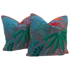 Oreillers Flora tropicaux avec bordure rose