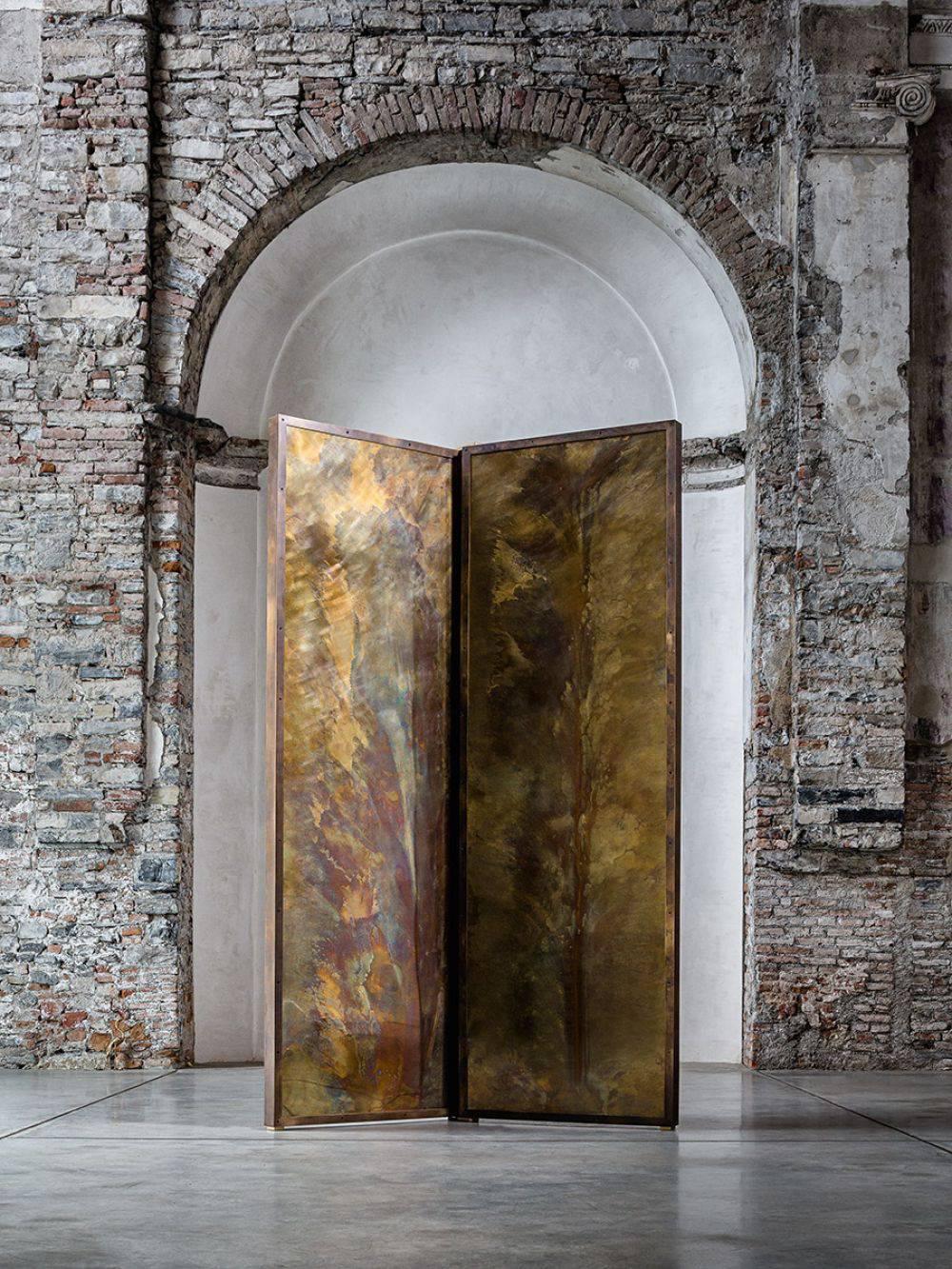 'Tropical Fossil I' Monumental Bronze and Brass Screen by Gianluca Pacchioni (Brutalismus) im Angebot