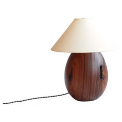 Lampe aus tropischem Hartholz und weißem Leinenschirm, klein, Kollektion Árbol, 22